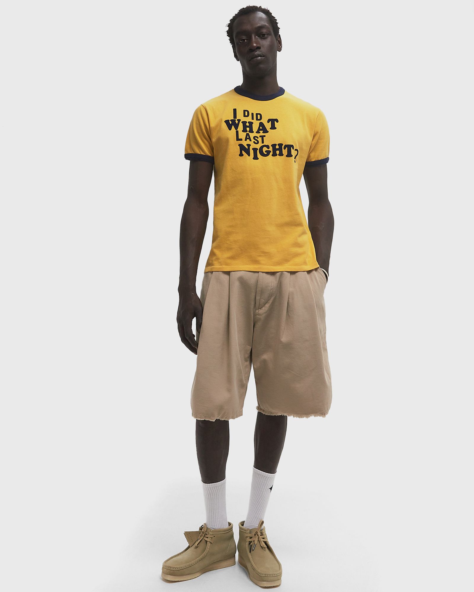 DISTRESSED CHINO SHORTS WOVEN