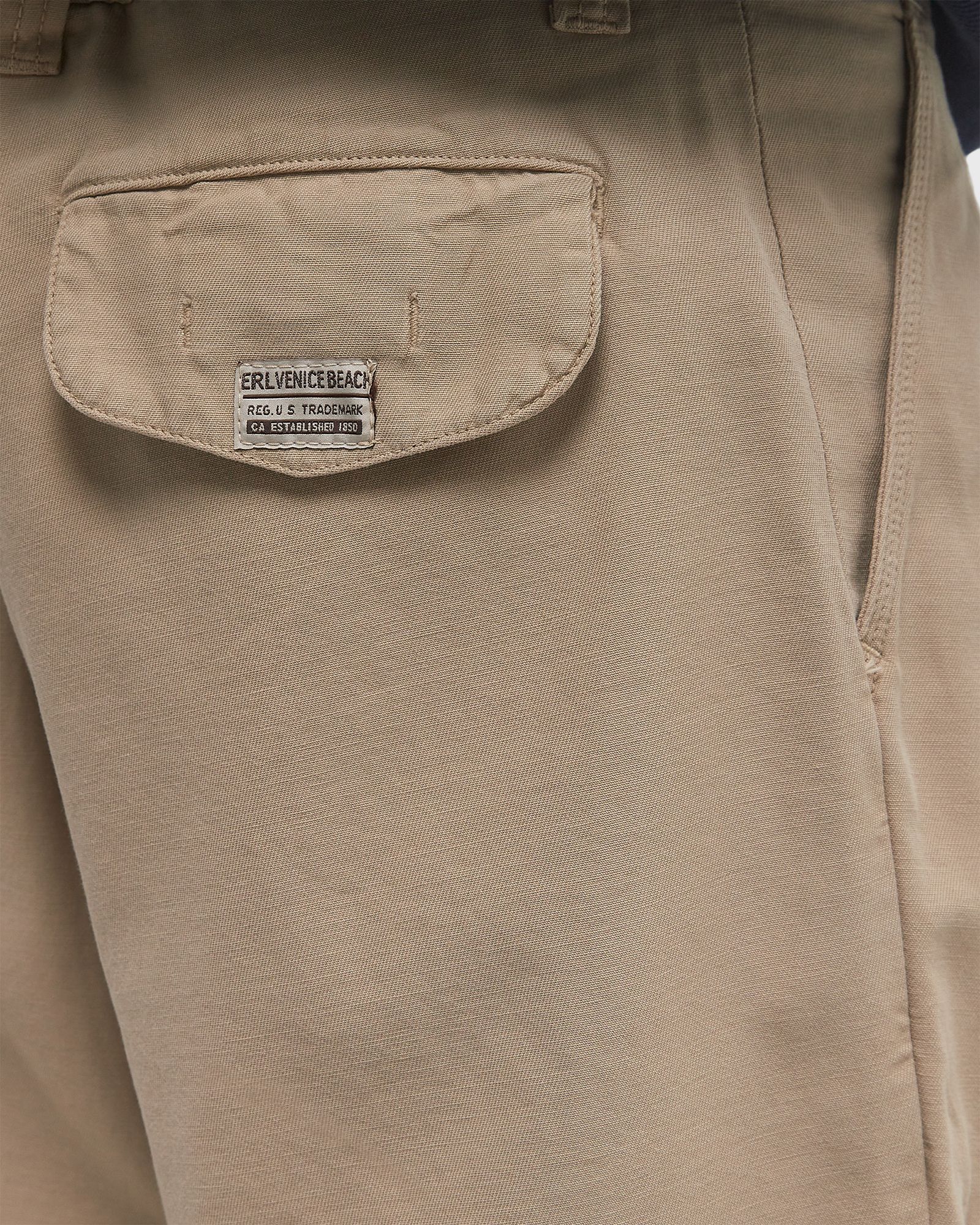 DISTRESSED CHINO SHORTS WOVEN