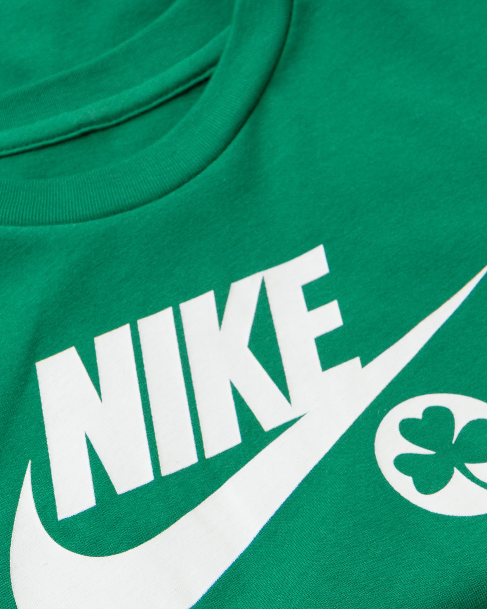 ESSENTIAL YEAR ZERO FUTURA BOSTON CELTICS TEE