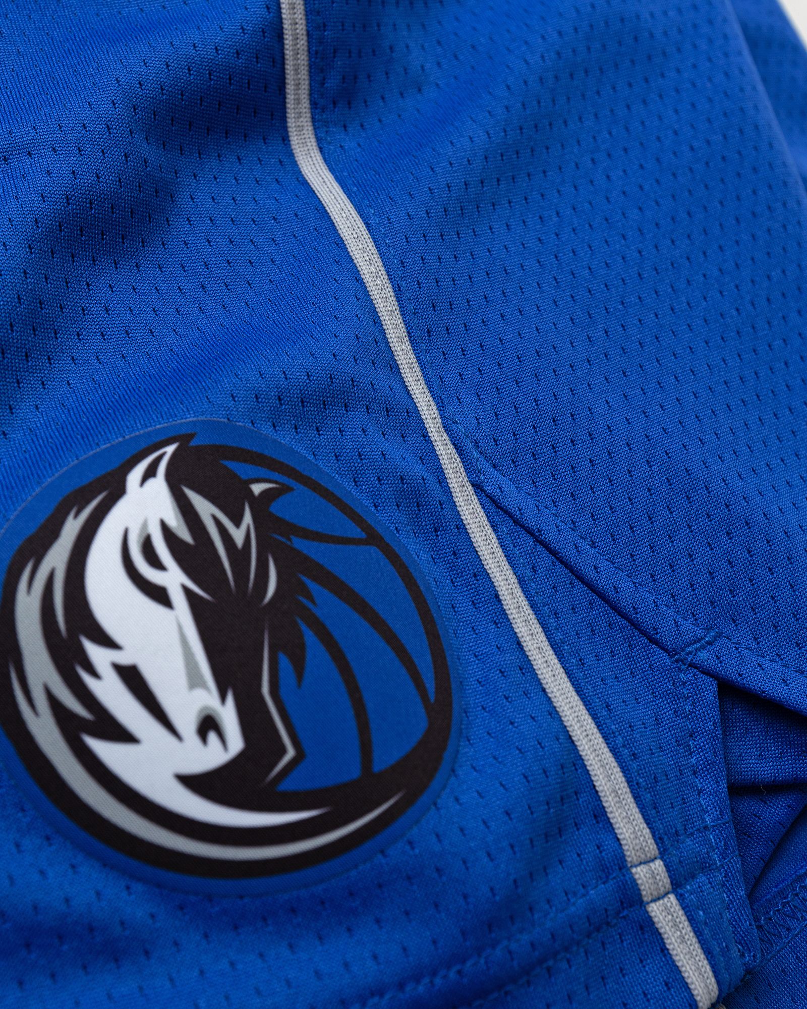 DALLAS MAVERICKS - ICON SWINGMAN SHORT