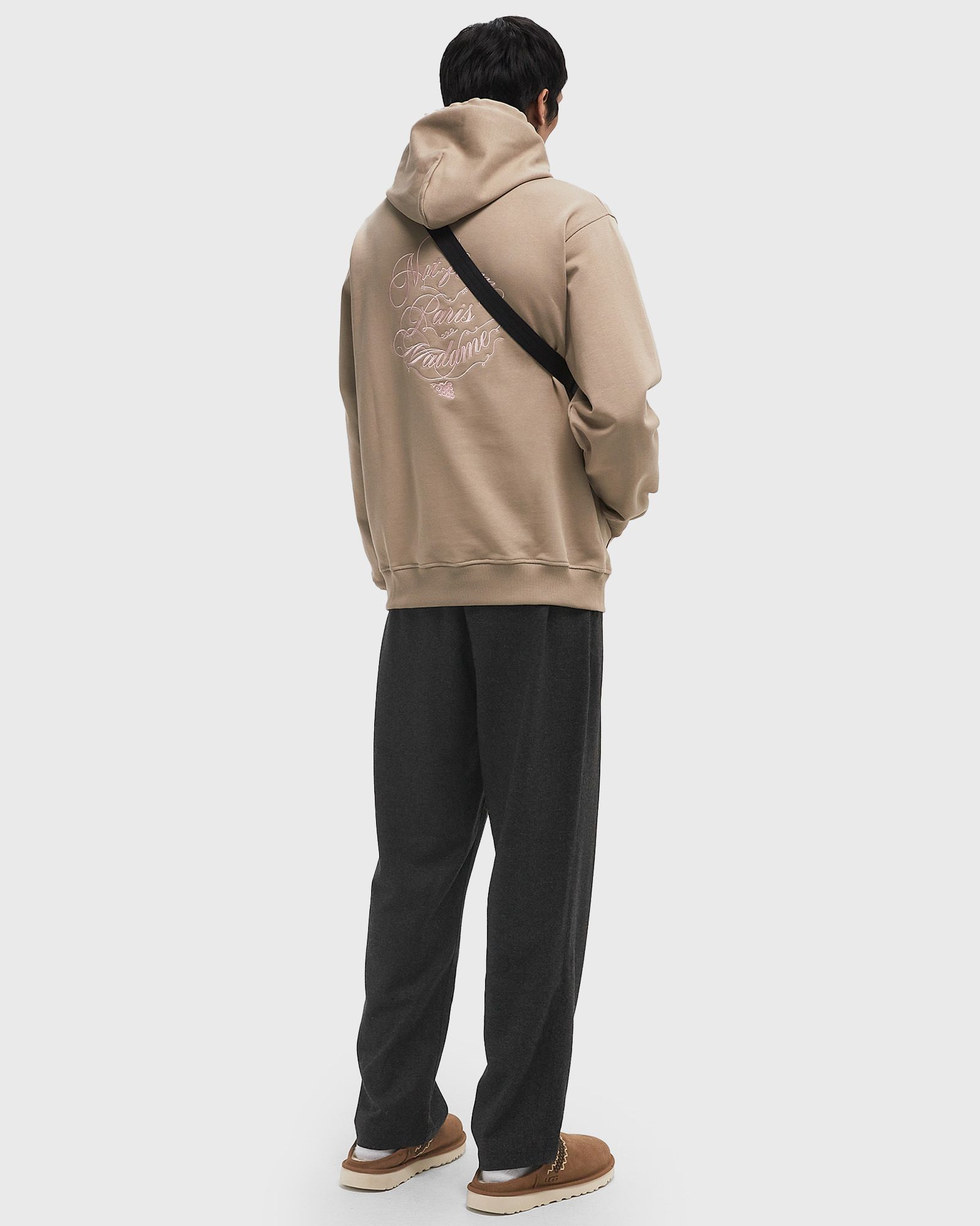 Le Hoodie Slogan Vignes