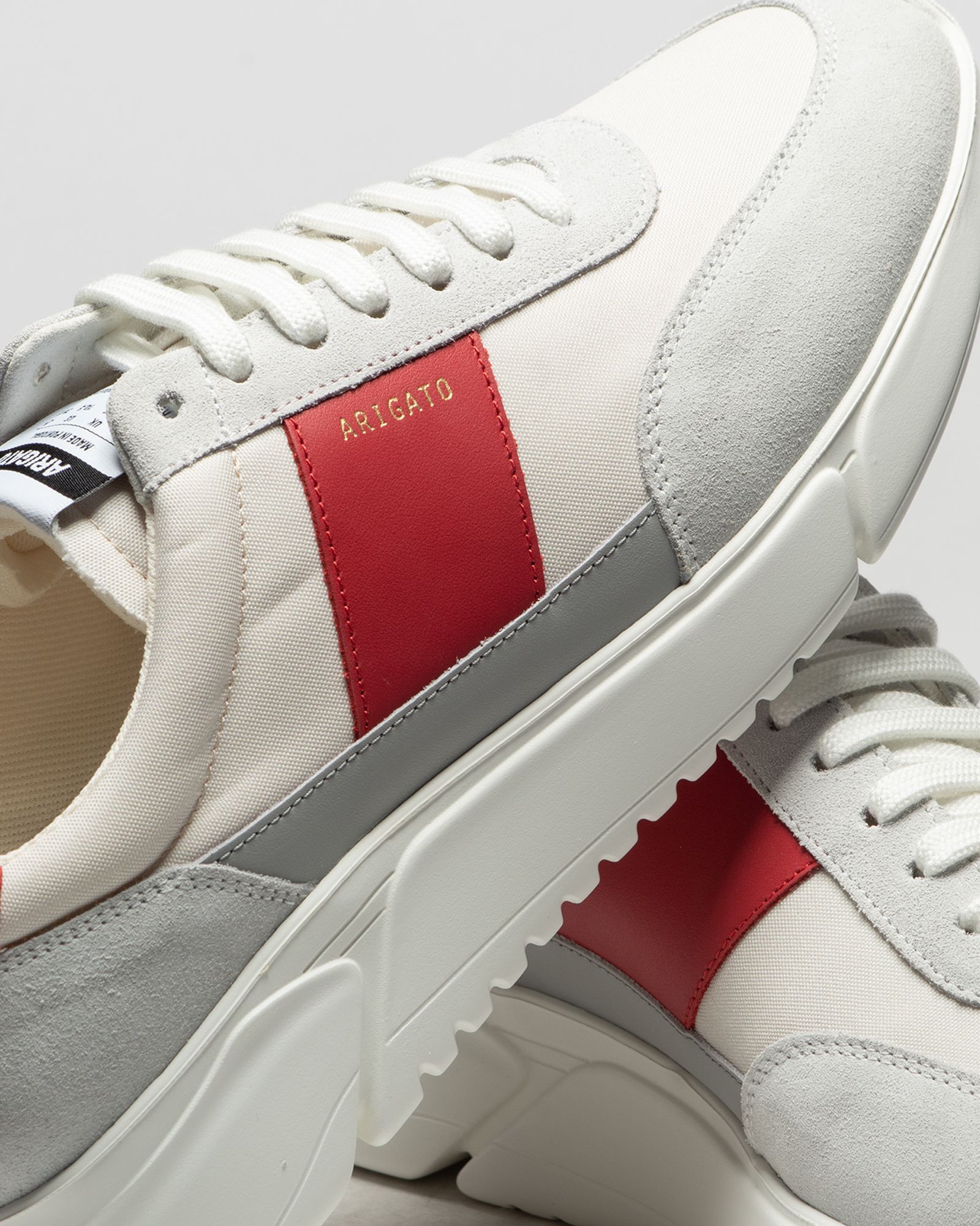 Genesis Vintage Runner