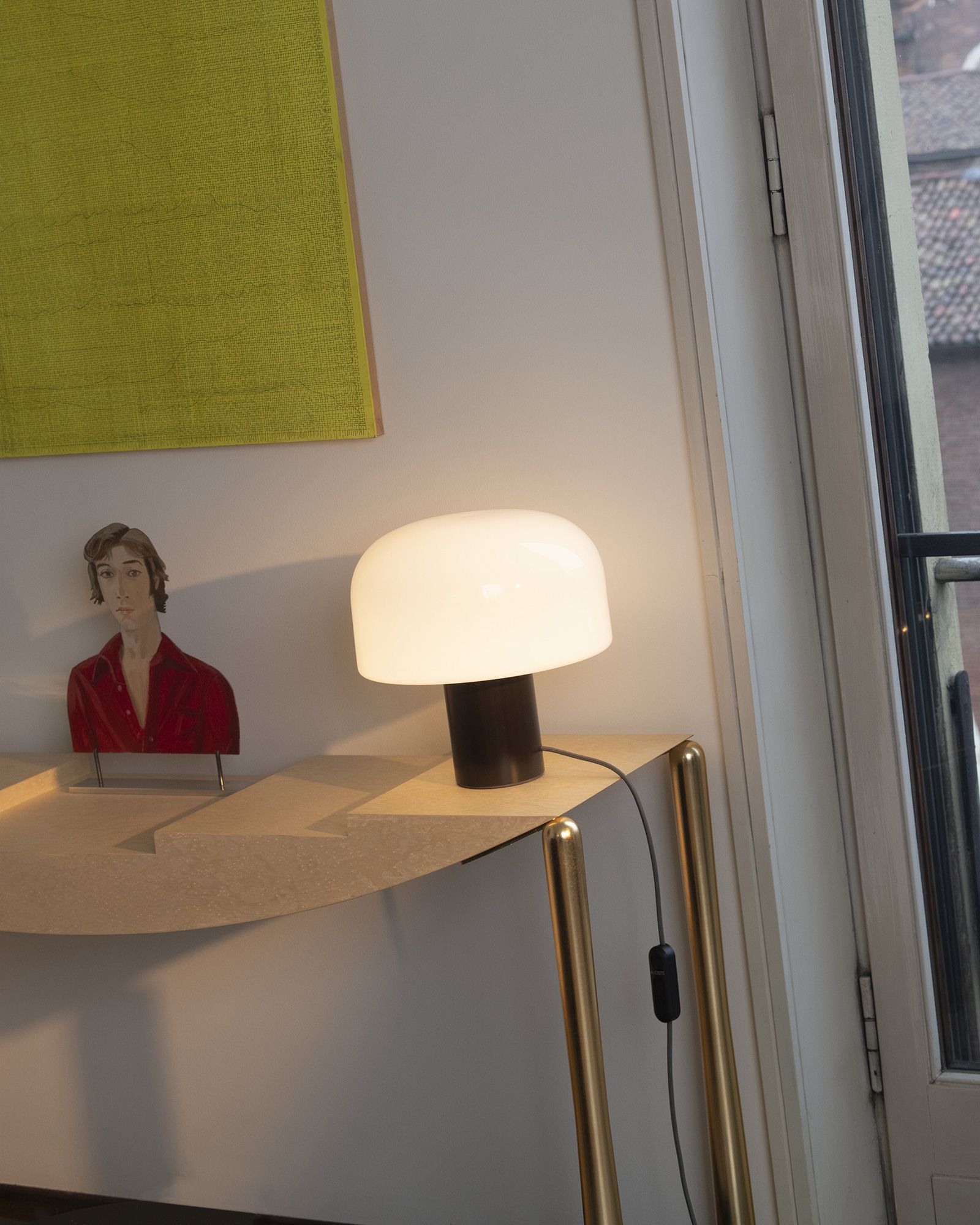 BELLHOP GLASS T EU PLUG