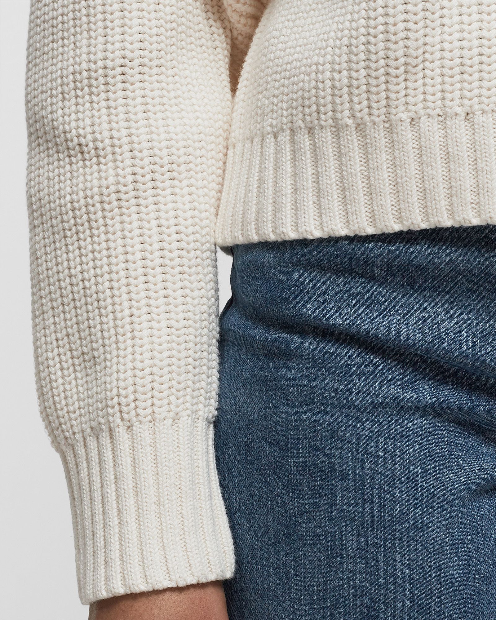 SARAILA V-NECK 12923