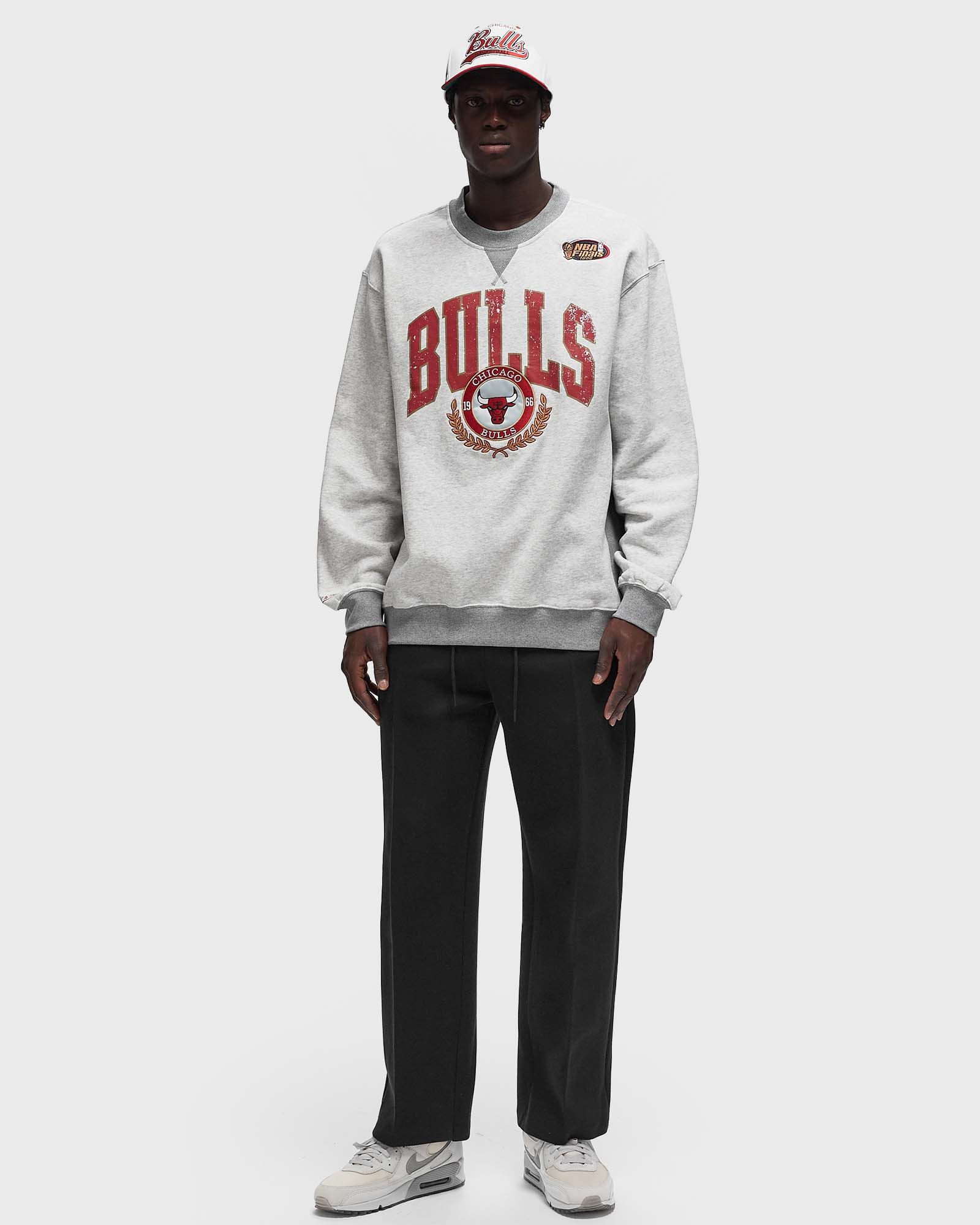 NBA PREMIUM FLEECE CREW VINTAGE LOGO CHICAGO BULLS