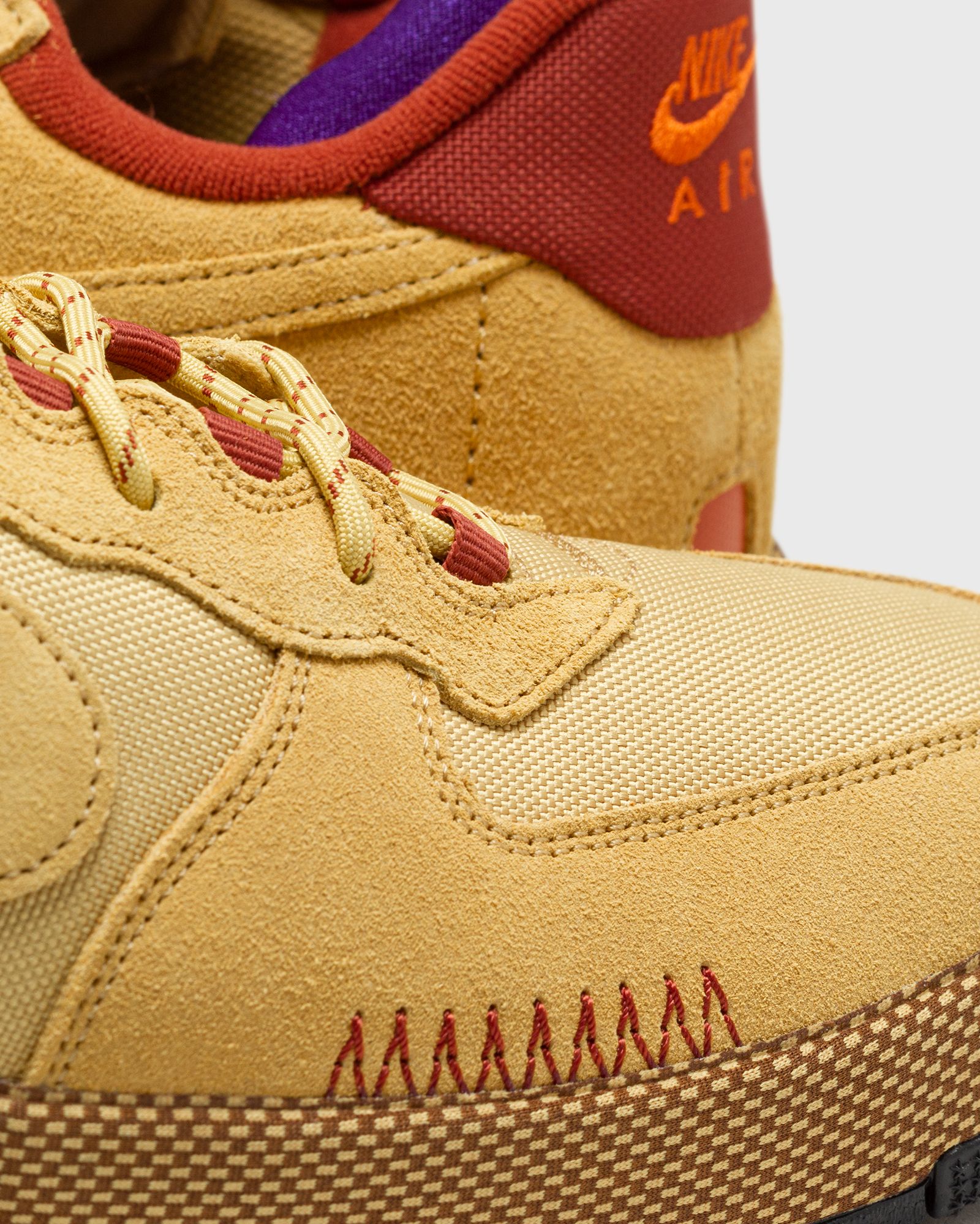 Wmns Nike Air Force 1 Wild 