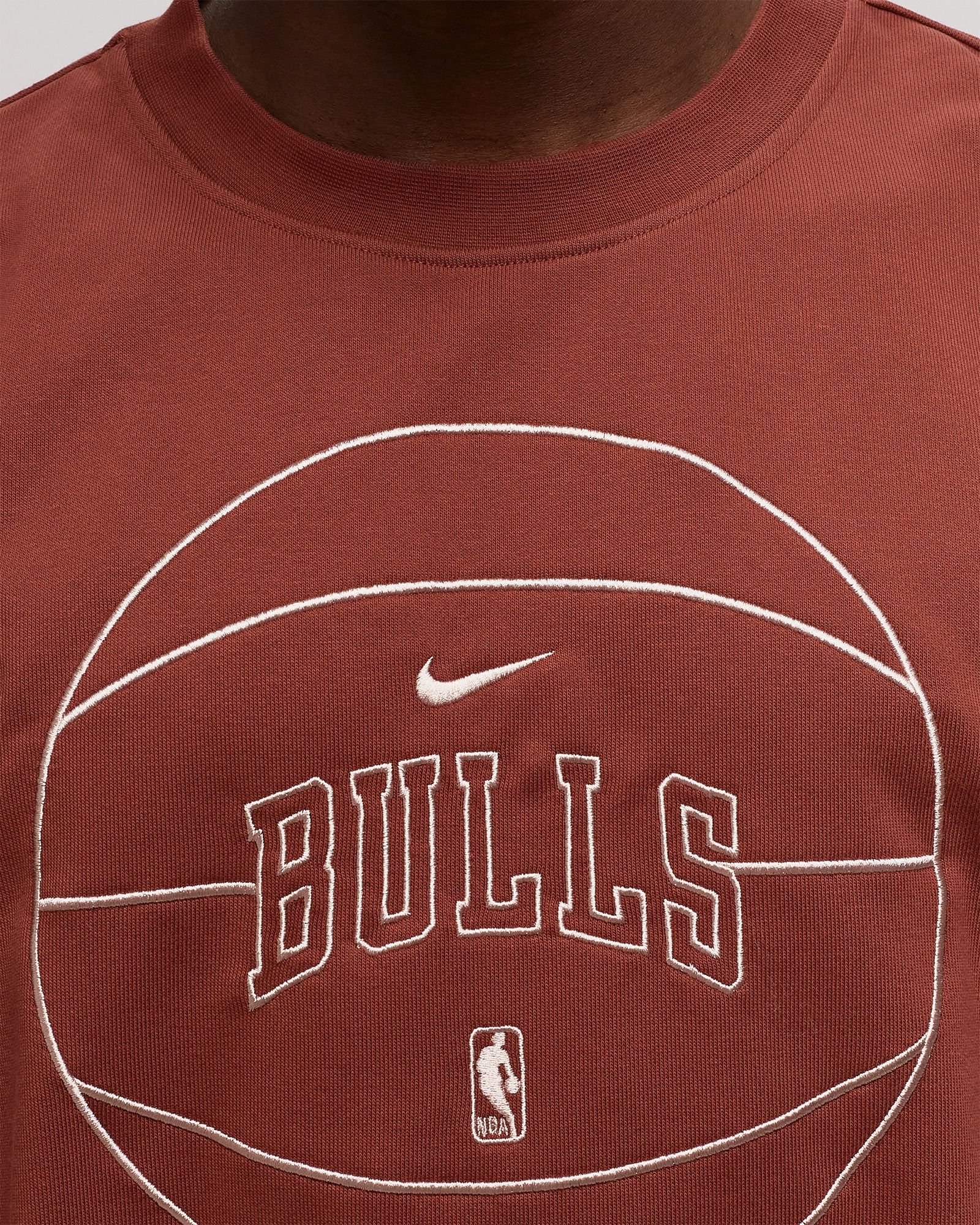 Chicago Bulls Standard Issue Dri-FIT NBA Sweatshirt
