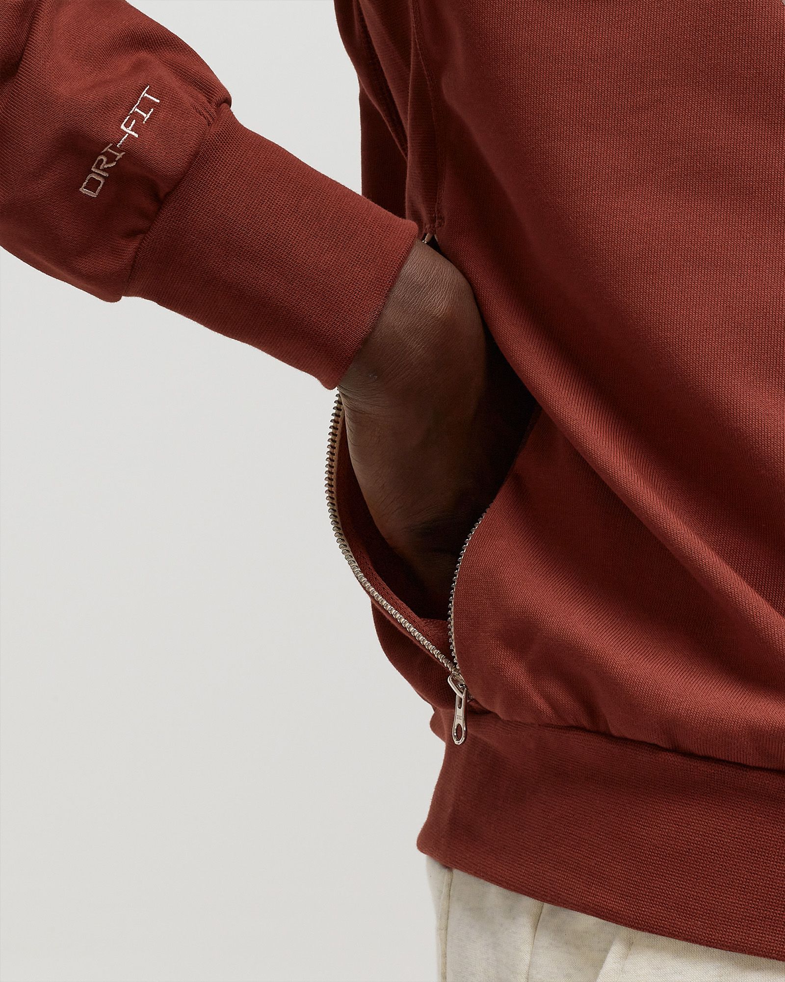 Chicago Bulls Standard Issue Dri-FIT NBA Sweatshirt