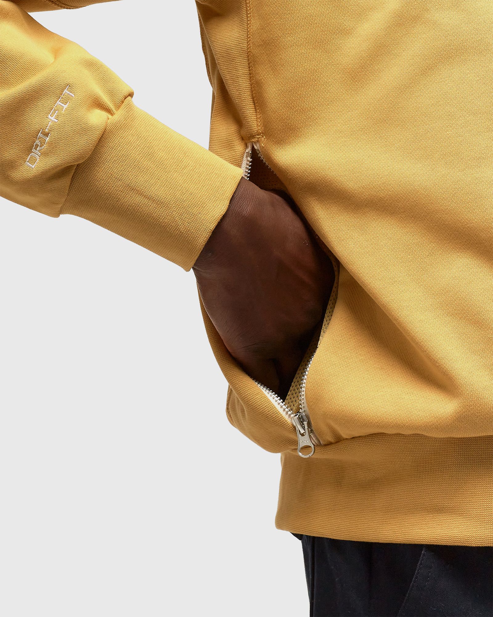 Golden State Warriors Standard Issue Dri-FIT NBA Sweatshirt