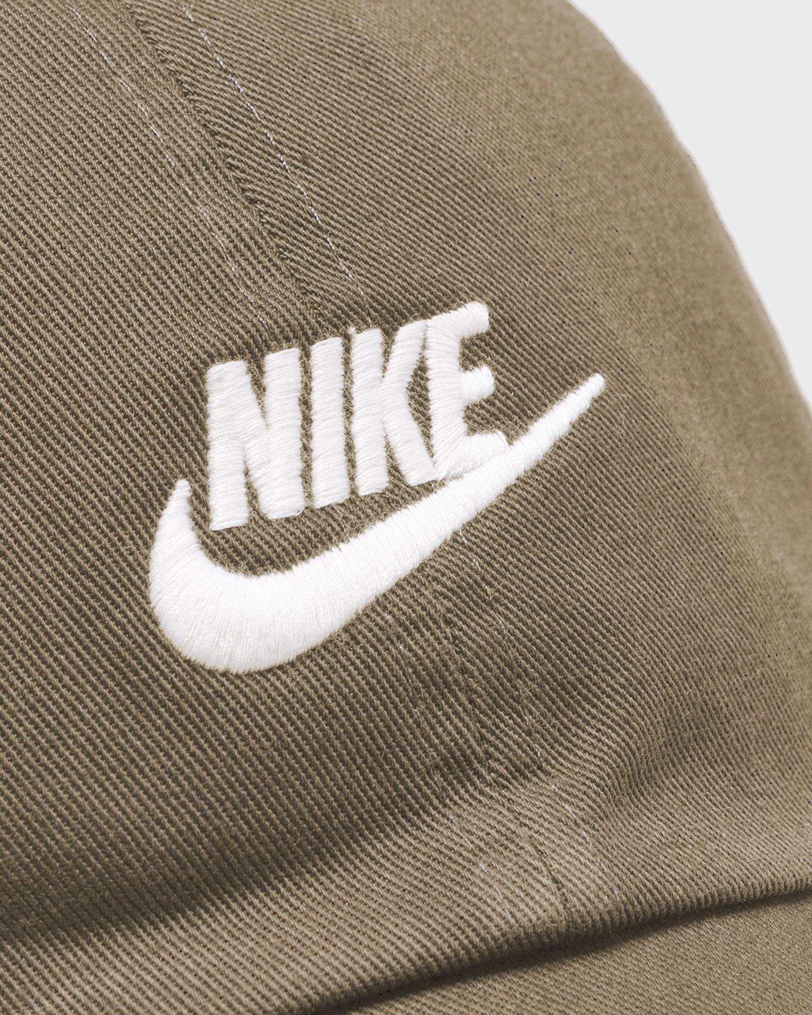 CLUB UNSTRUCTURED FUTURA WASH CAP