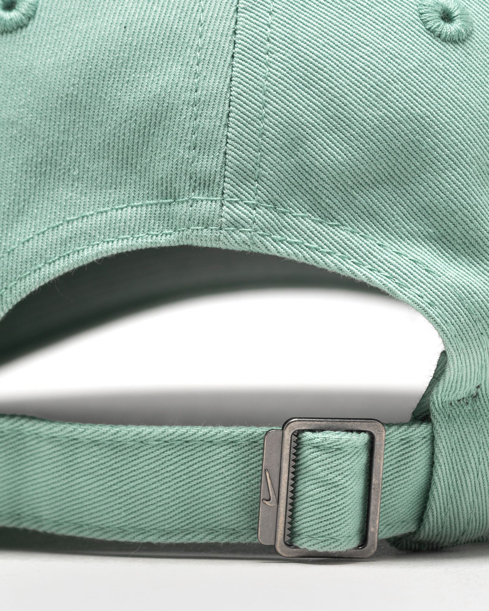 CLUB UNSTRUCTURED FUTURA WASH CAP