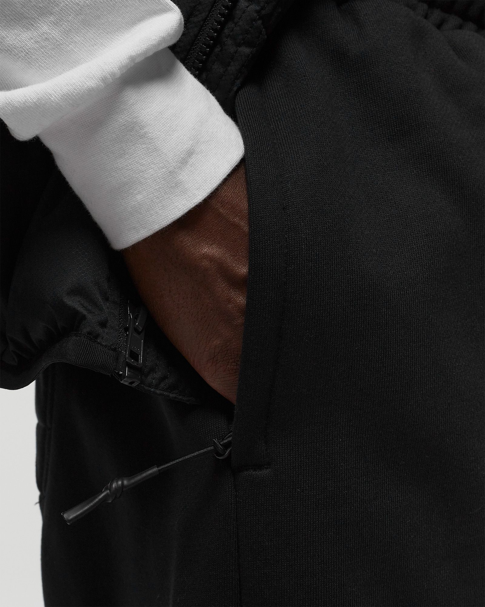 Nike Sportswear Therma-FIT Tech Pack Men's Winterized Pants