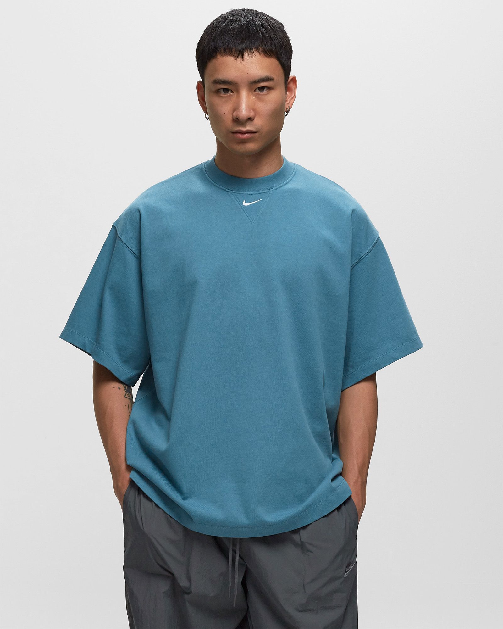 Solo Swoosh Short Sleeve Heavyweight Tee