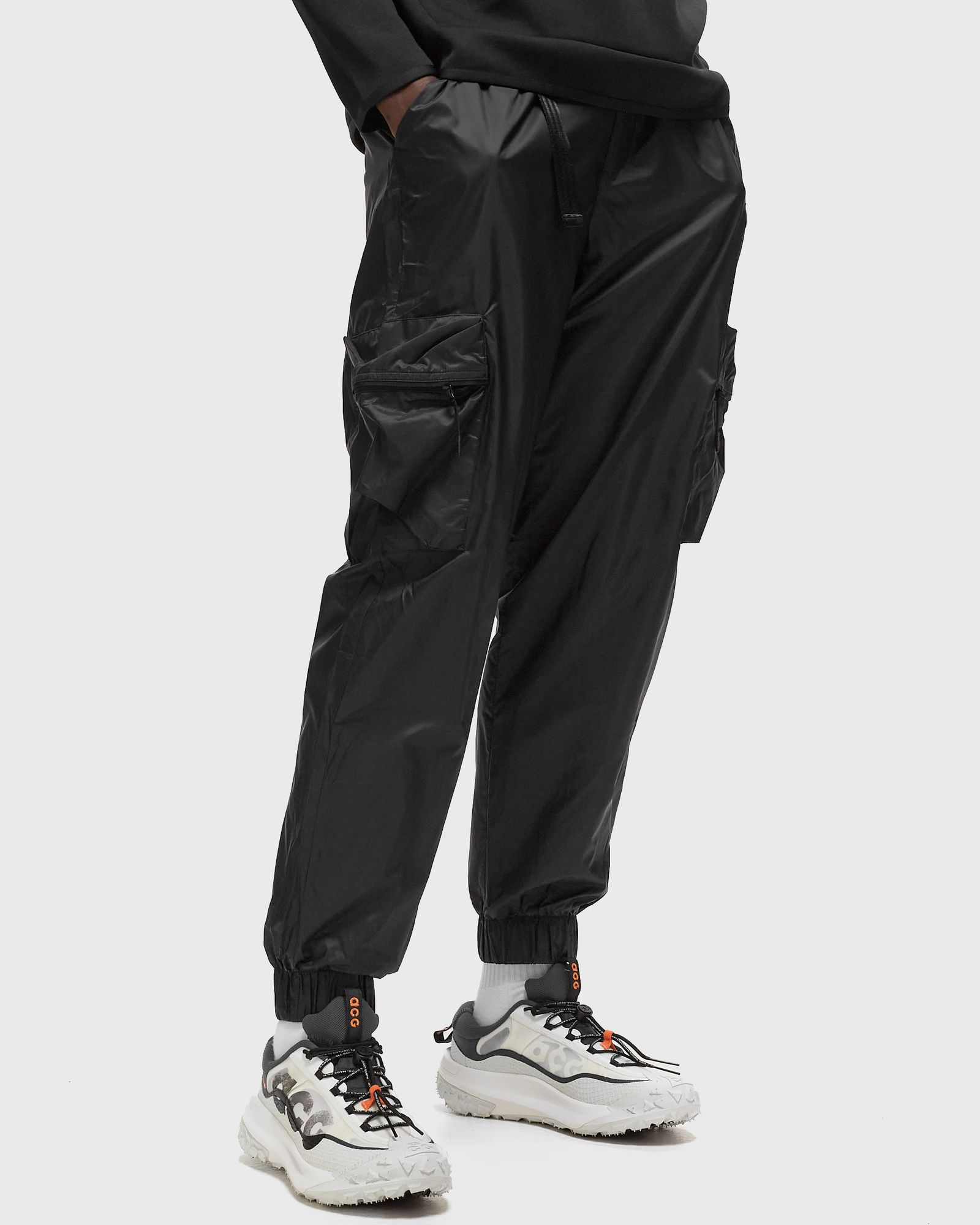 TECH LINED WOVEN PANT
