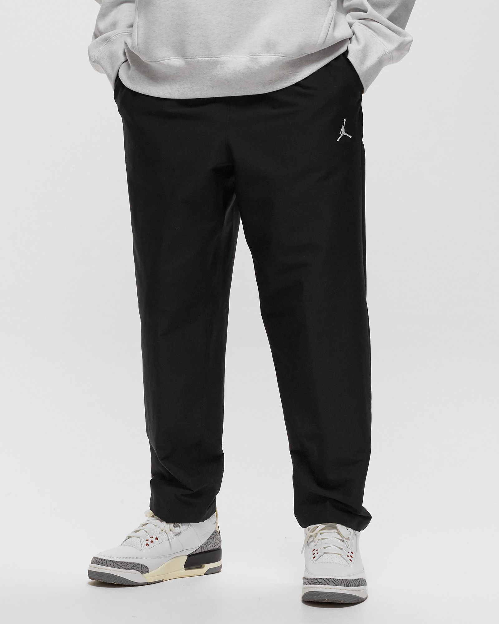 ESSENTIALS CROPPED PANTS