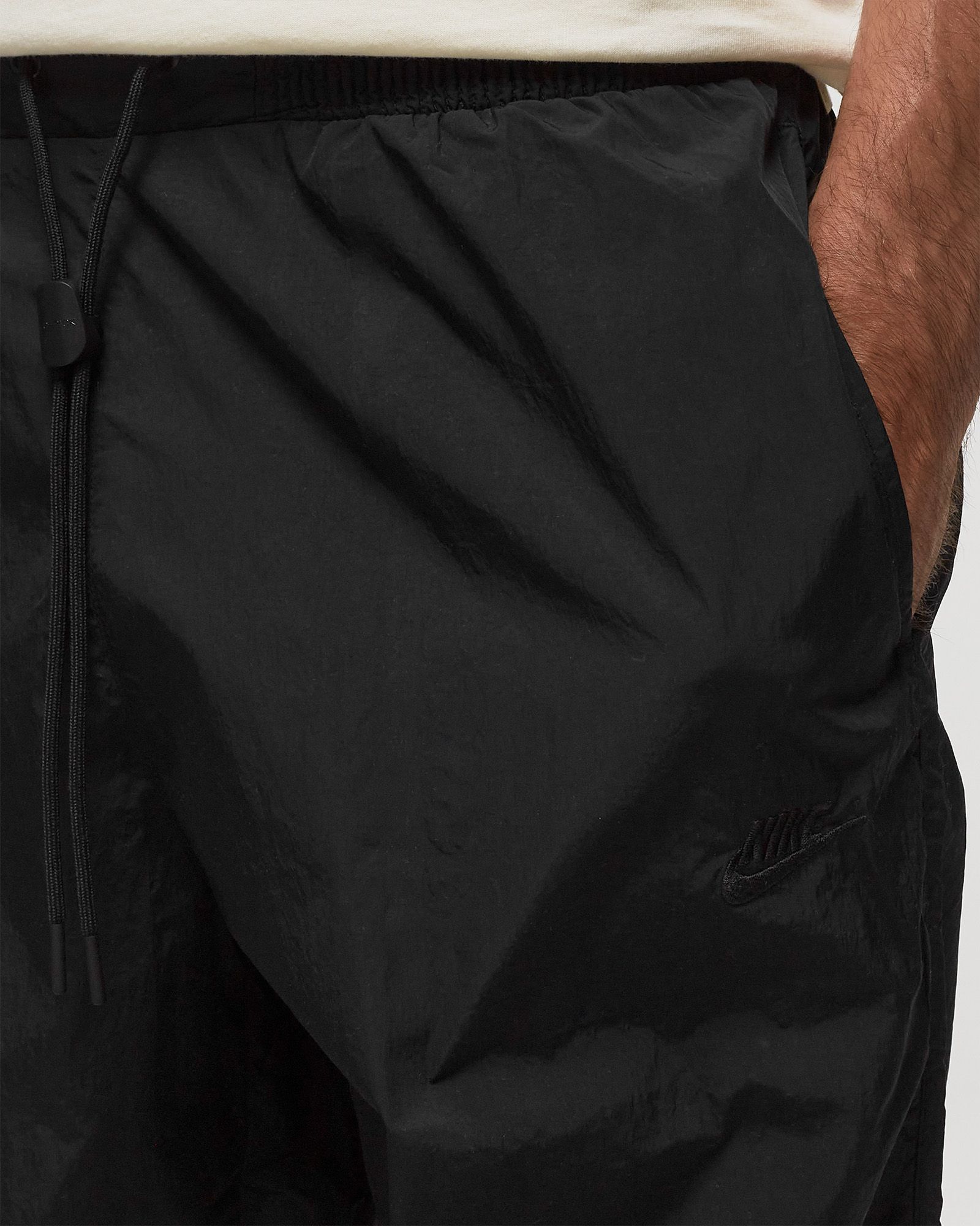 NIKE TECH PACK WOVEN PANT