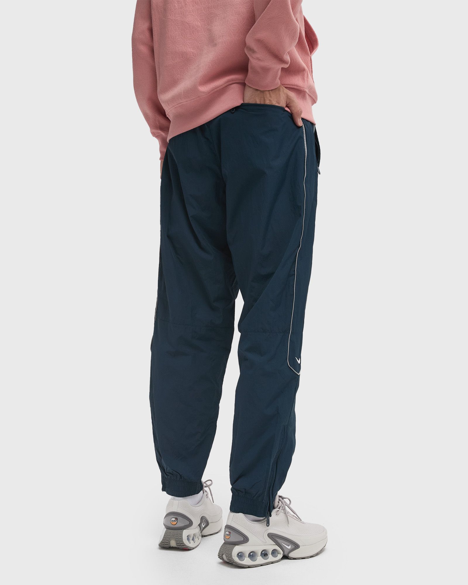 Solo Swoosh Track Pants