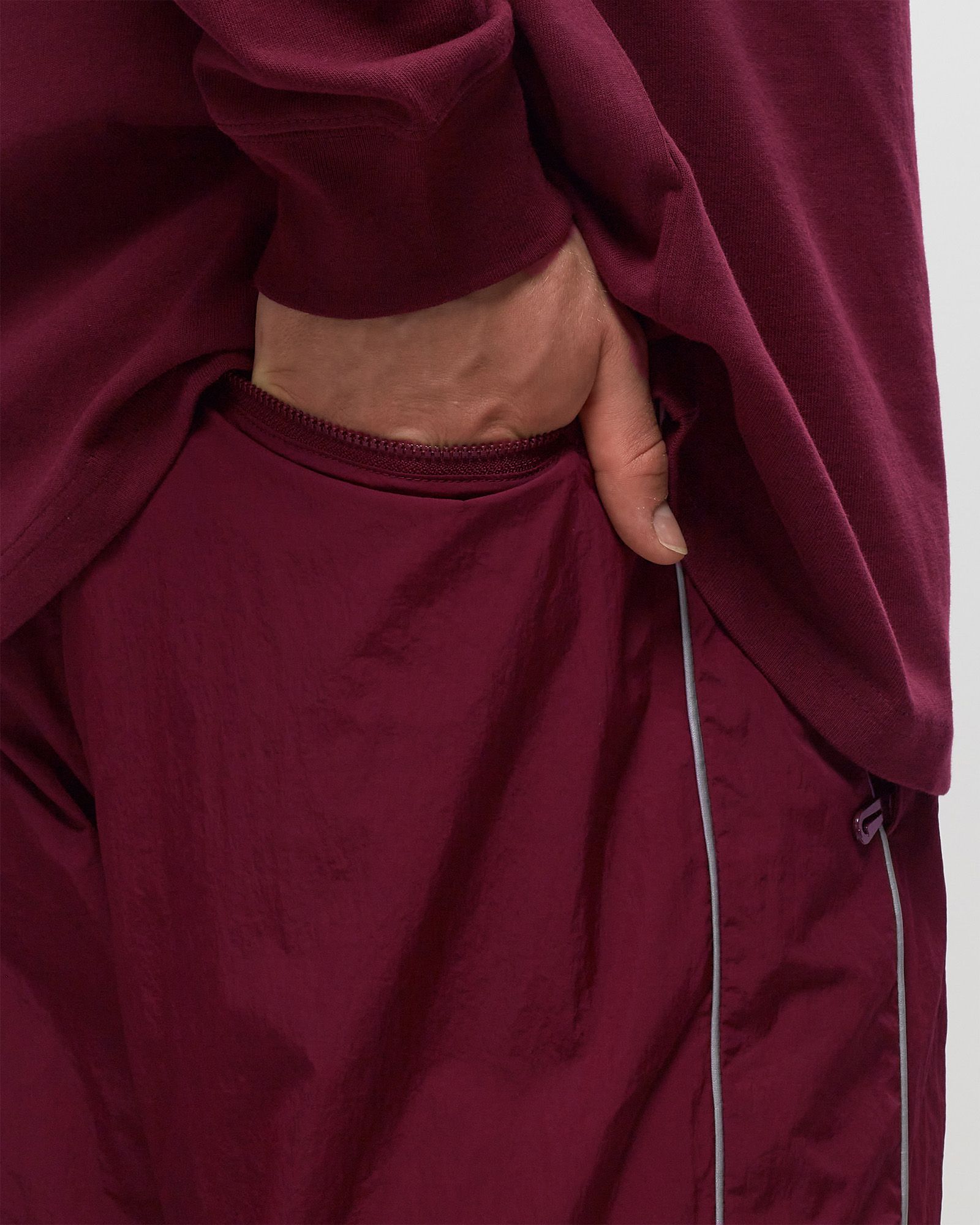 Solo Swoosh Track Pants