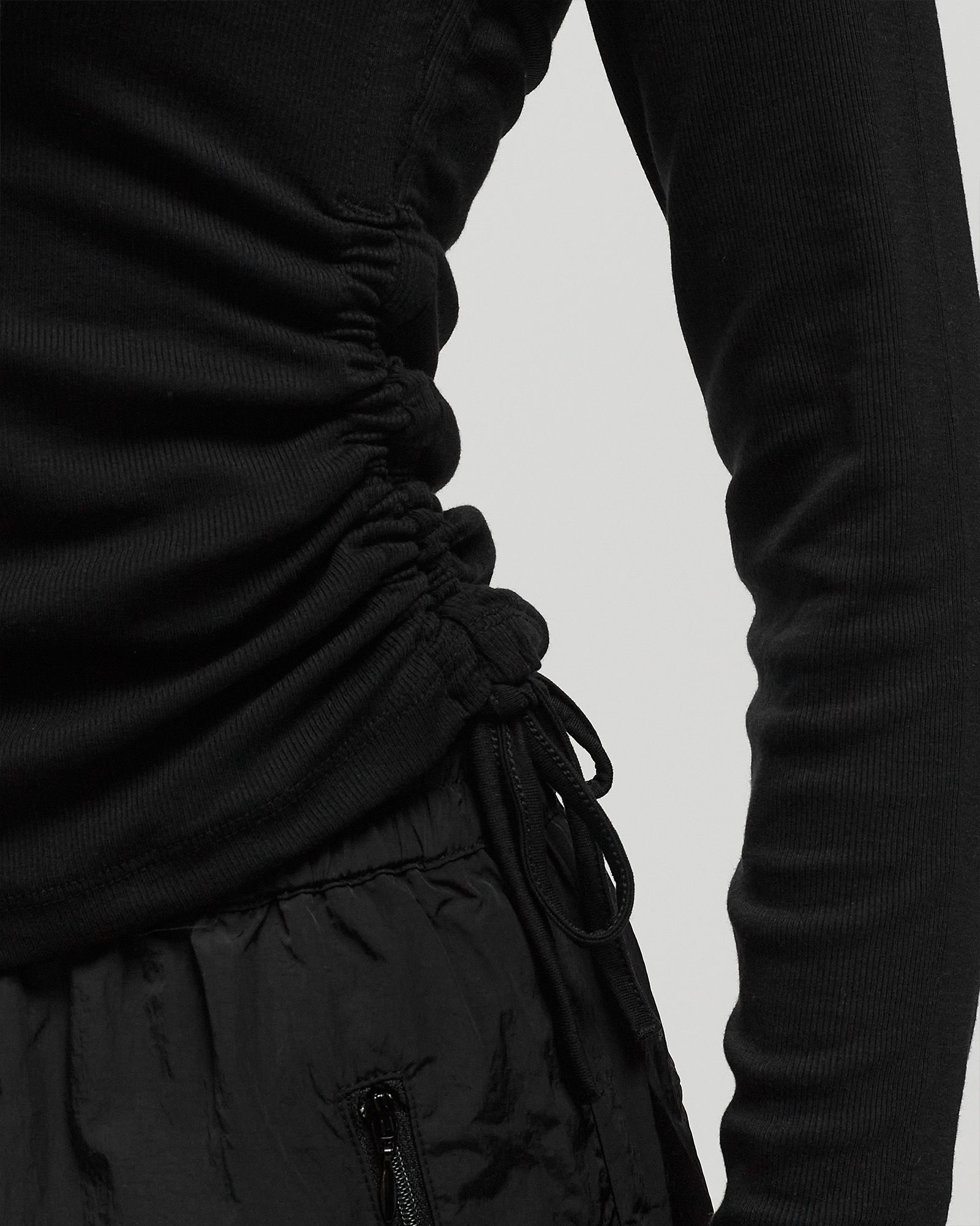 Nike Sportswear Women's Ribbed Long-Sleeve Mod Crop Top