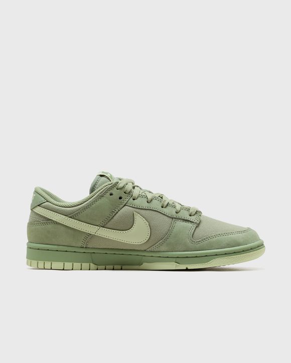 Mica green dunk lows on feet today : r/Sneakers