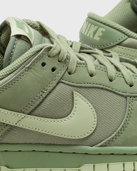 Mica green dunk lows on feet today : r/Sneakers