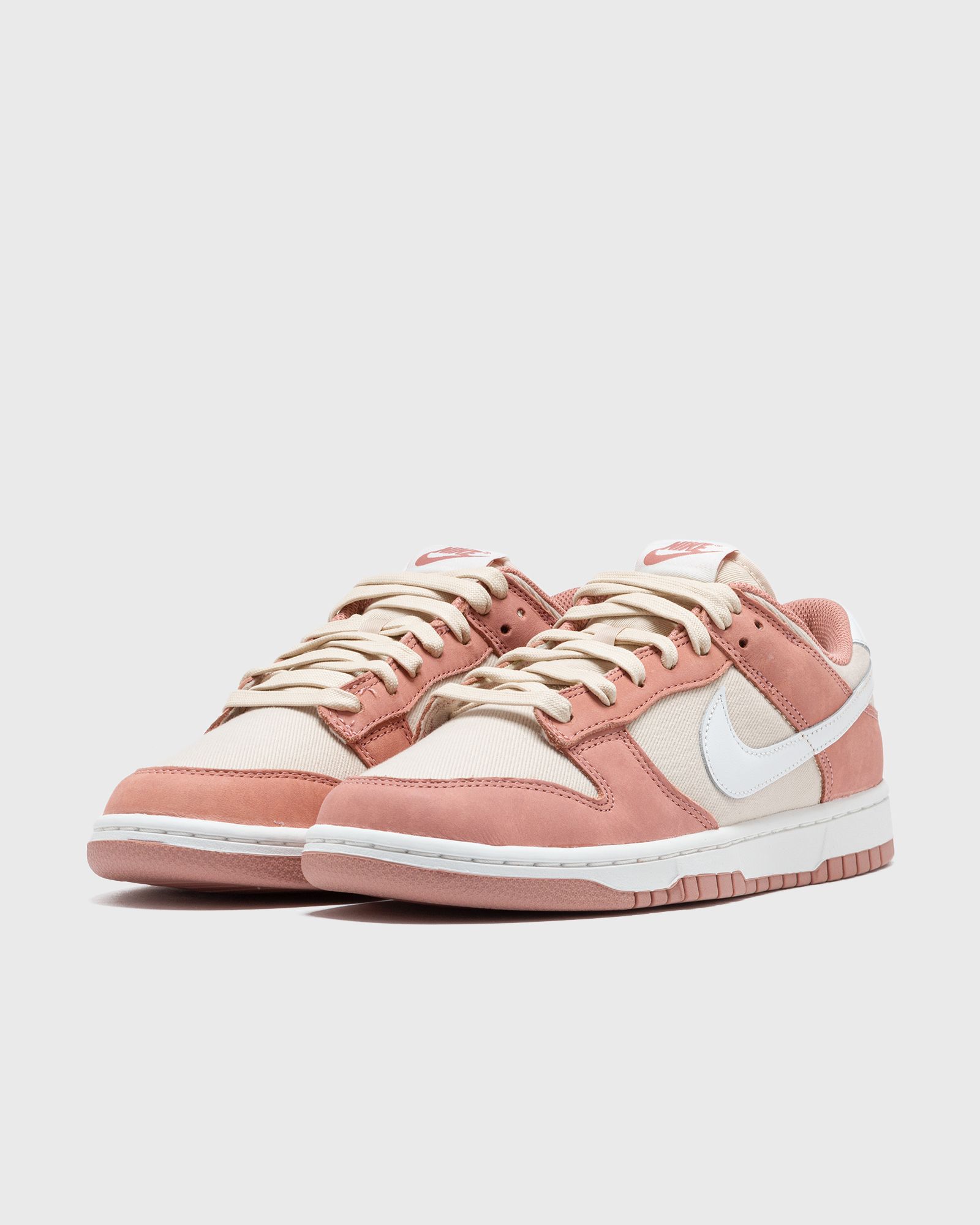 NIKE DUNK LOW RETRO PREMIUM