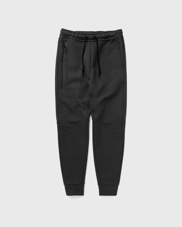Nike Women's Sportswear Collection Essentials Curve Fleece Pants,Black Size  XS 