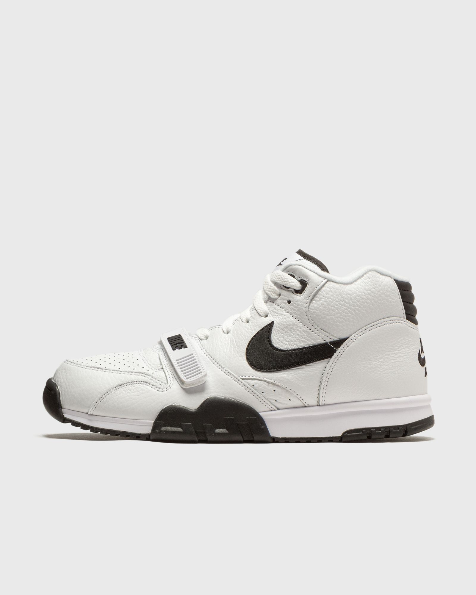 AIR TRAINER 1