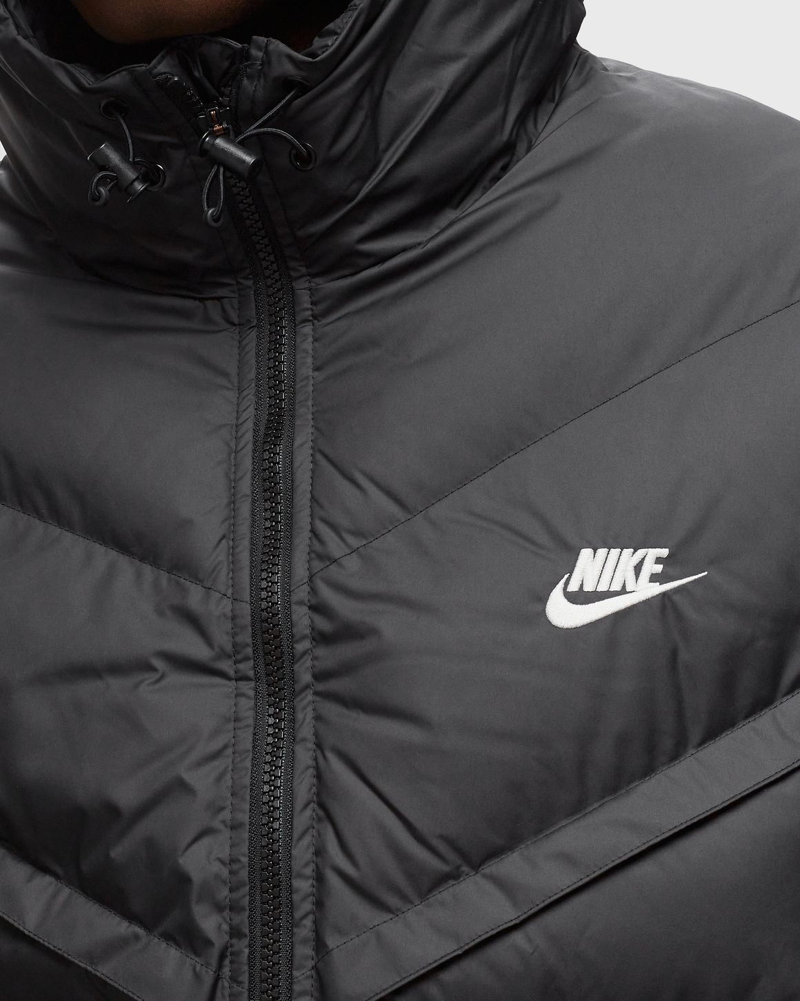 NIKE STORM-FIT ブラック ダウンベスト M NIKE（ナイキ）の「ナイキ スポーツウェア ウィンドランナー