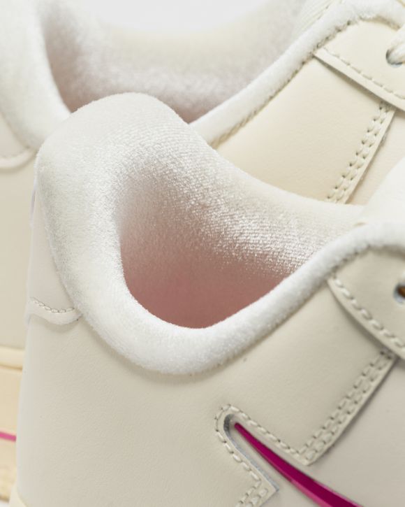 WMNS AIR FORCE 1 '07 SE