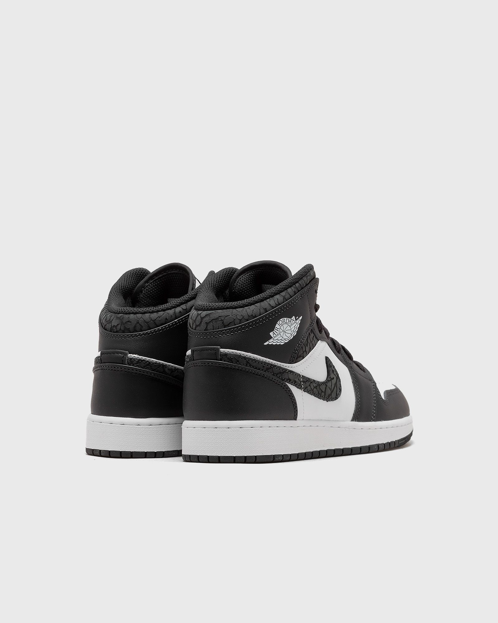 Air Jordan 1 Mid SE Big Kids' Shoes