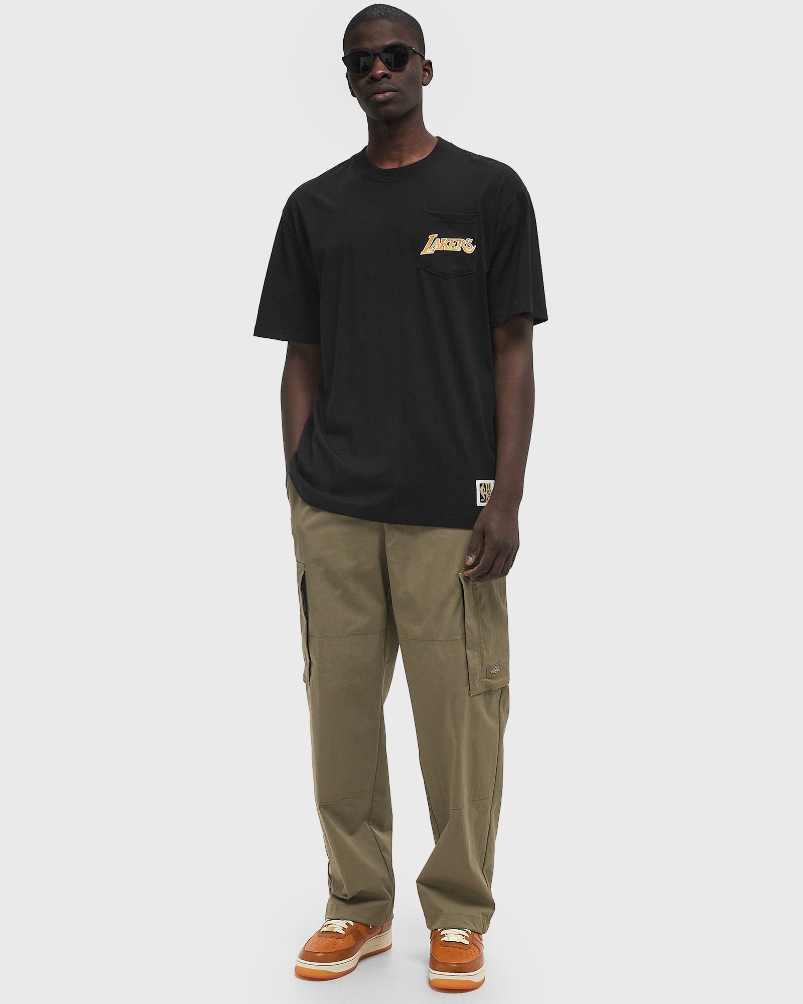 NBA DOUBLE HIT SS POCKET TEE VINTAGE LOGO LOS ANGELES LAKERS