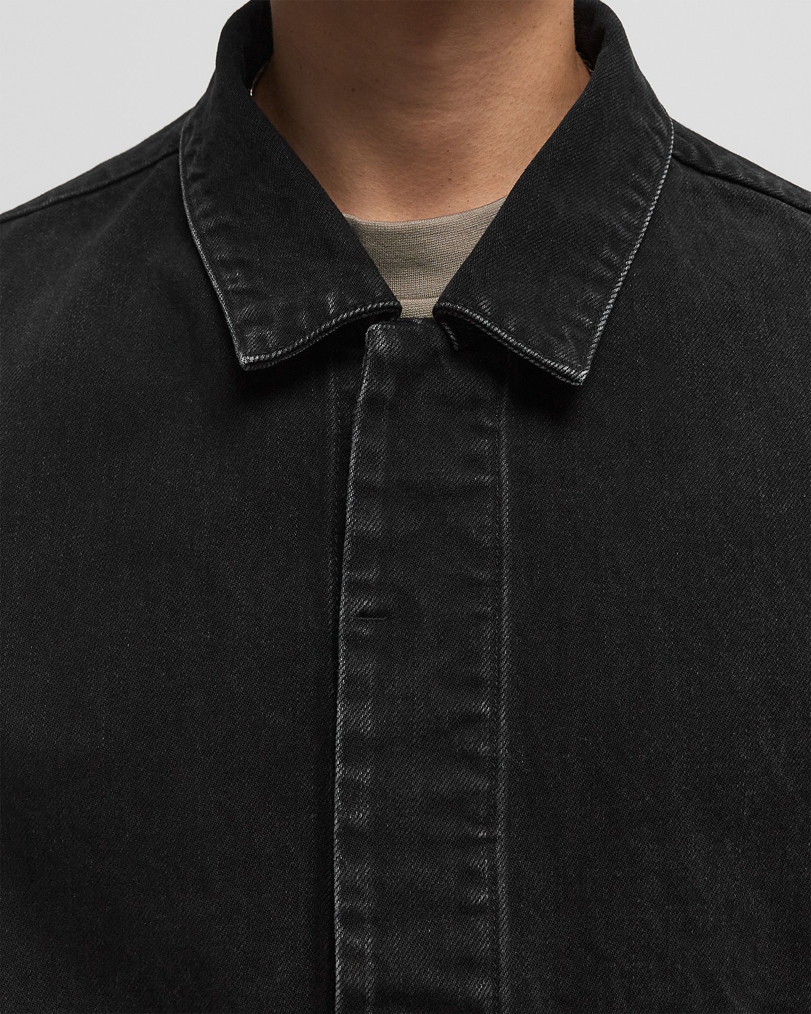 DENIM TRUCKER JACKET