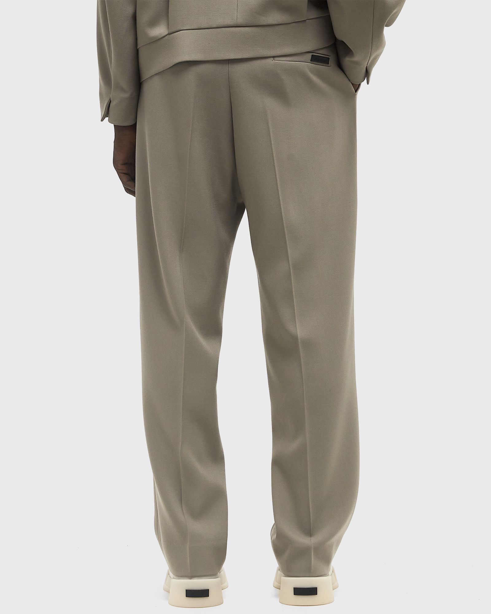 SINGLE PLEAT ETERNAL TROUSER