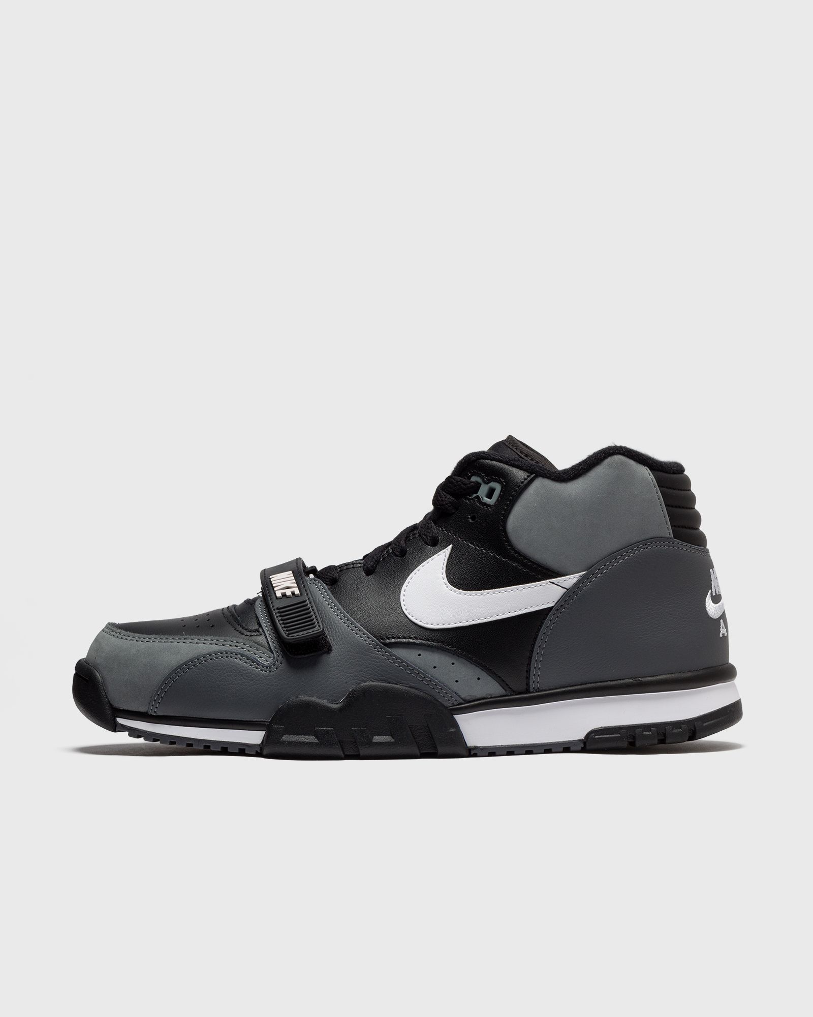 Air Trainer 1
