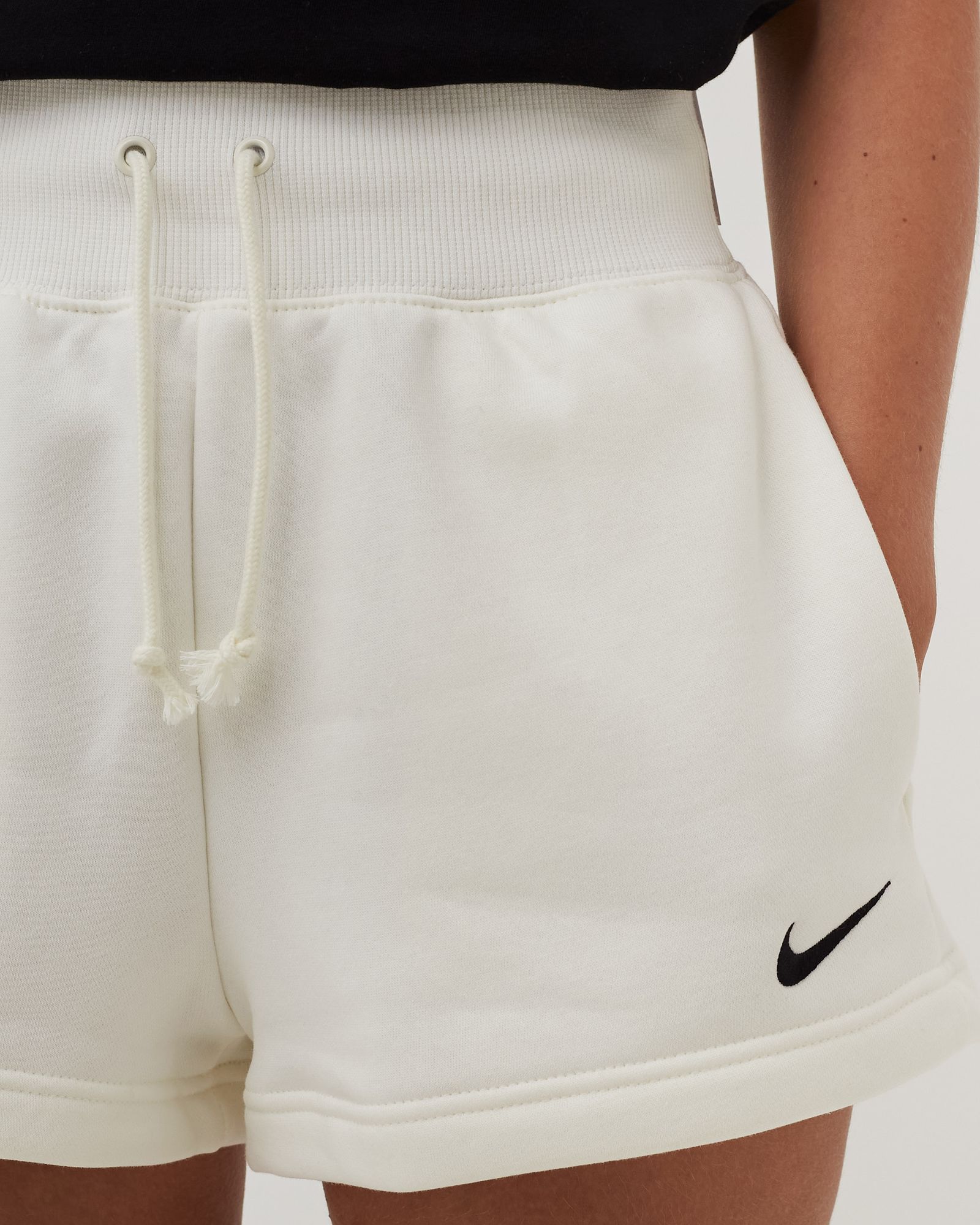 W NSW PHNX FLC HR SHORT