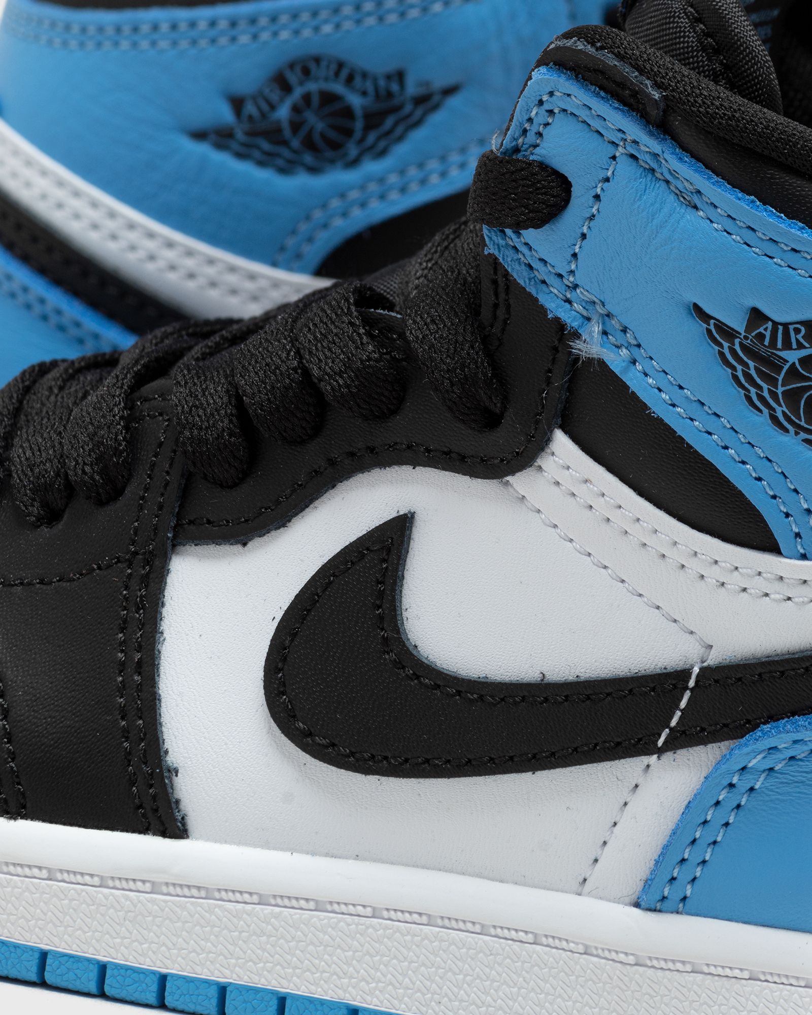 JORDAN 1 RETRO HIGH OG 'University Blue' (PS)