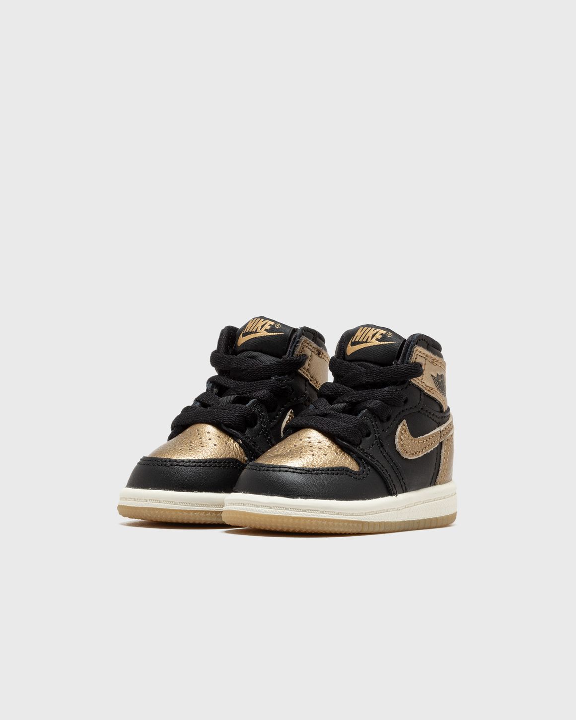 Black and gold air jordan 1 on sale