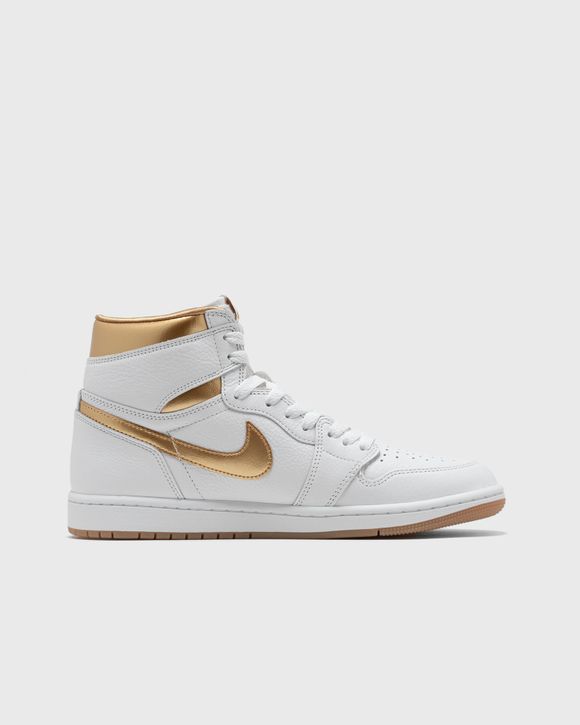 Jordan WMNS AIR JORDAN 1 RETRO HI OG 'METALLIC GOLD' White - WHITE/METALLIC  GOLD-GUM LIGHT BROWN