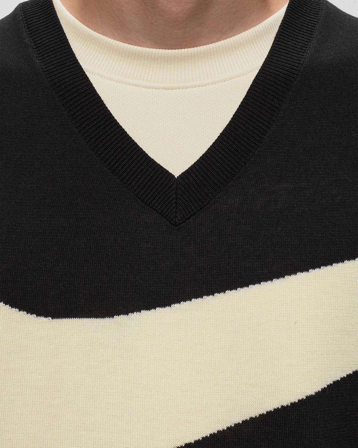 ★韓国の人気★【NIKE】★SWOOSH SWEATER VEST ベスト★ NIKE - S NIKE SWOOSH SWEATER VEST ベスト セーターの通販 by