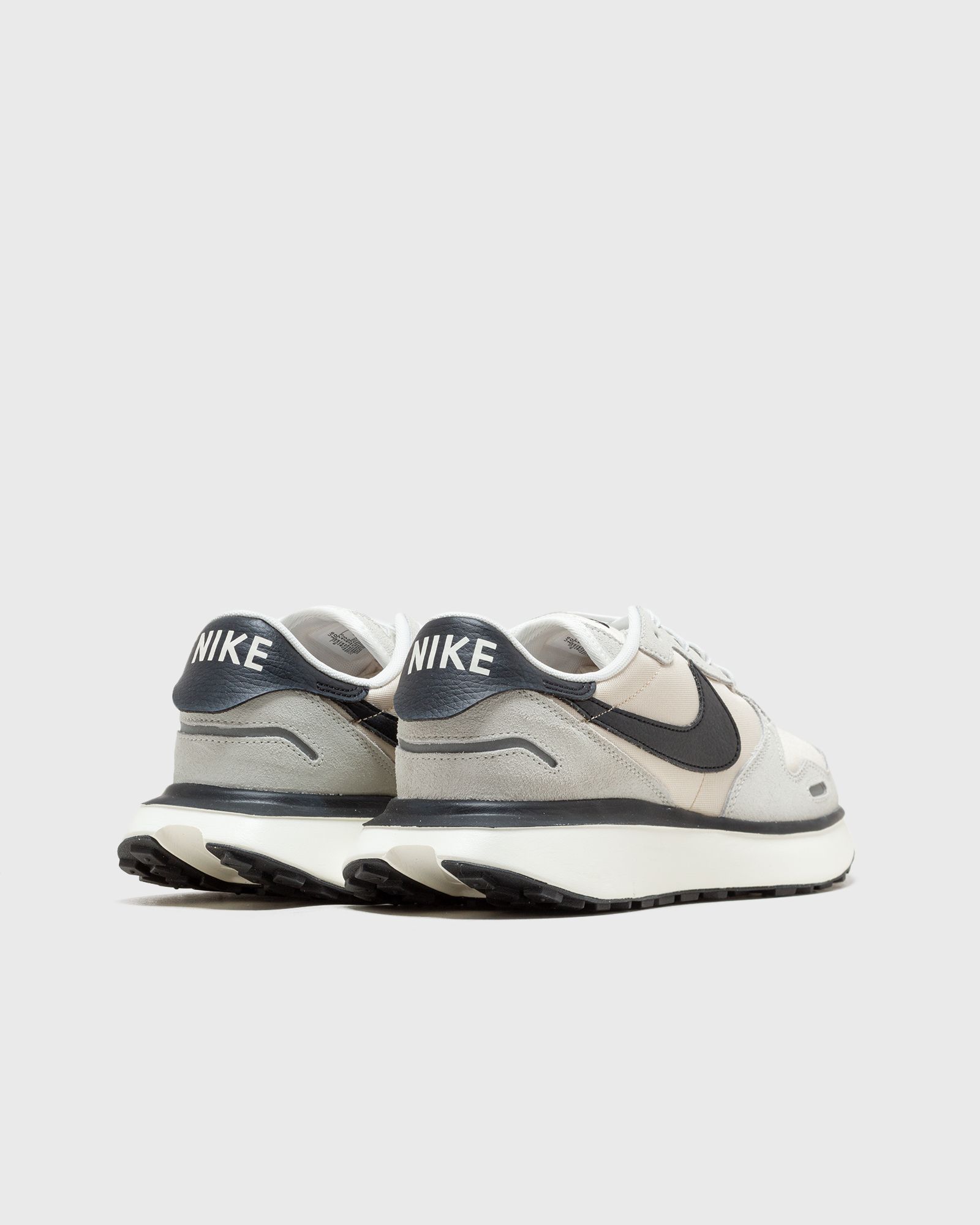 W NIKE PHOENIX WAFFLE
