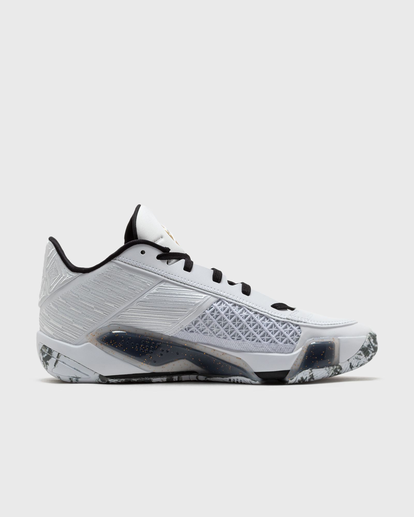 AIR JORDAN XXXVIII LOW