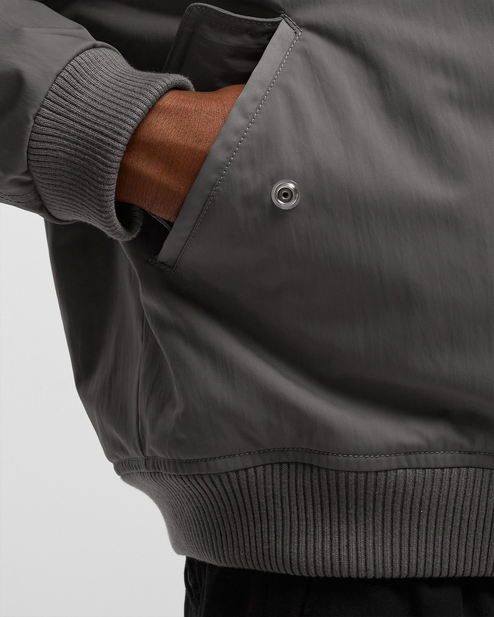 ELEVATED FLIGHT BOMBER