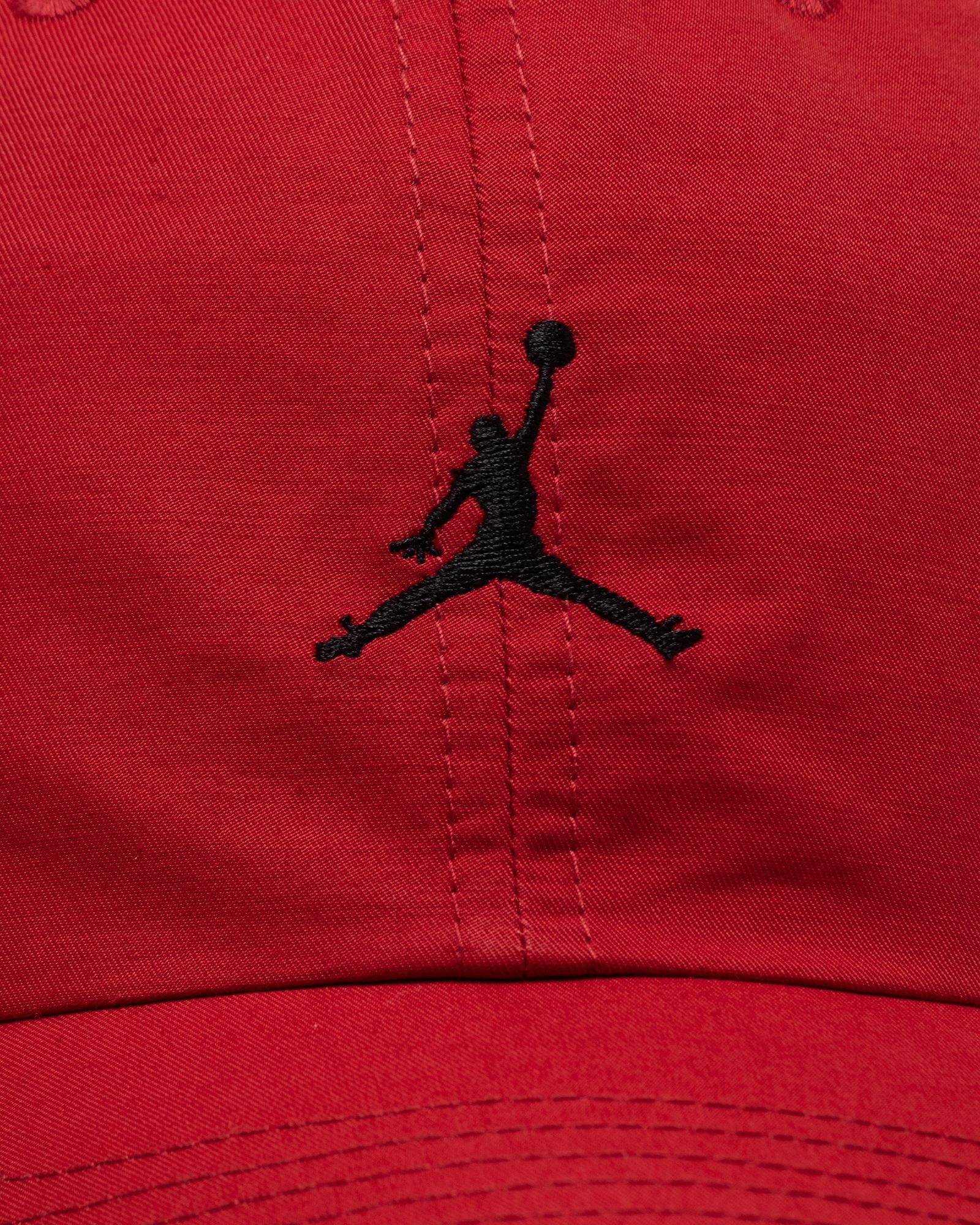 CLUB ADJUSTABLE UNSTRUCTURED CAP