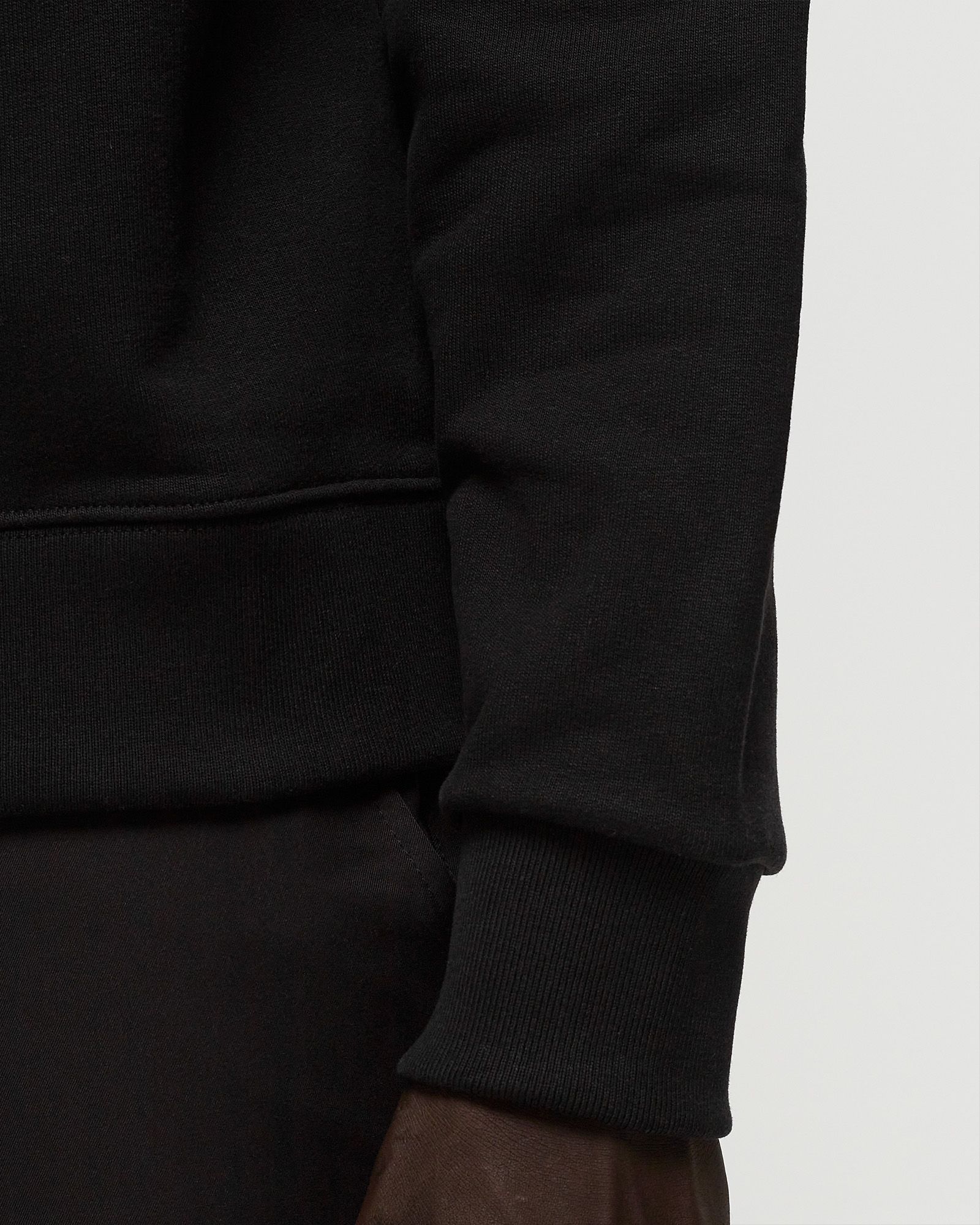 CREST CLASSIC SWEATSHIRT