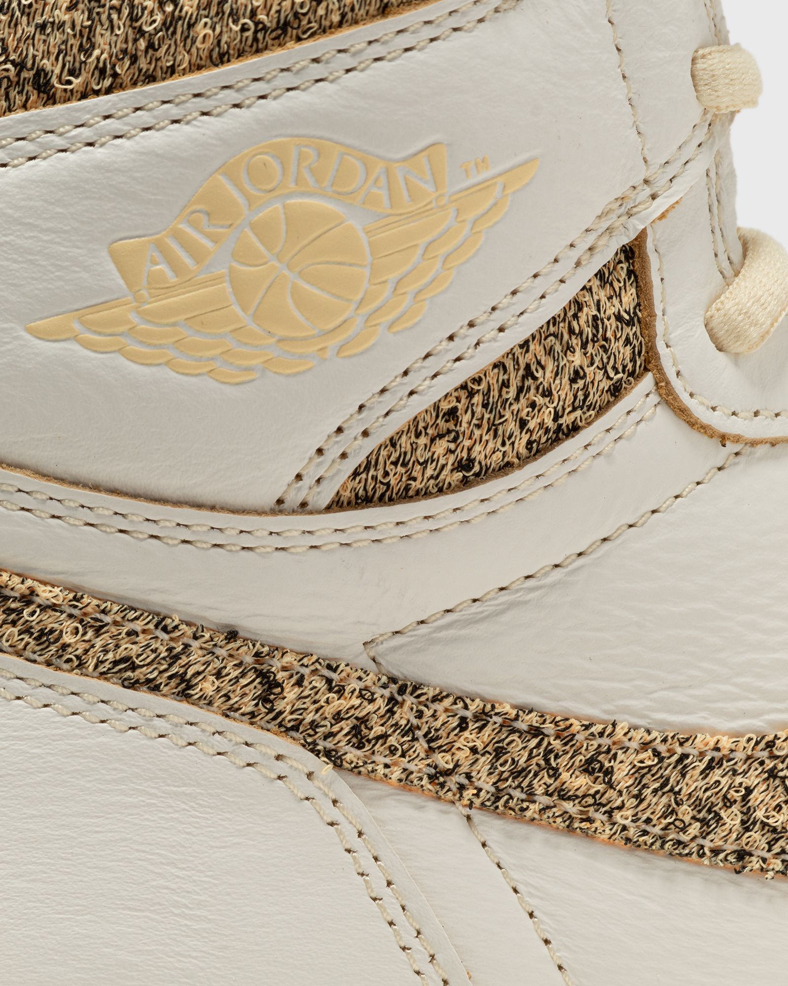 AIR JORDAN 1 RETRO HI OG CRAFT 'Vibrations of Naija"