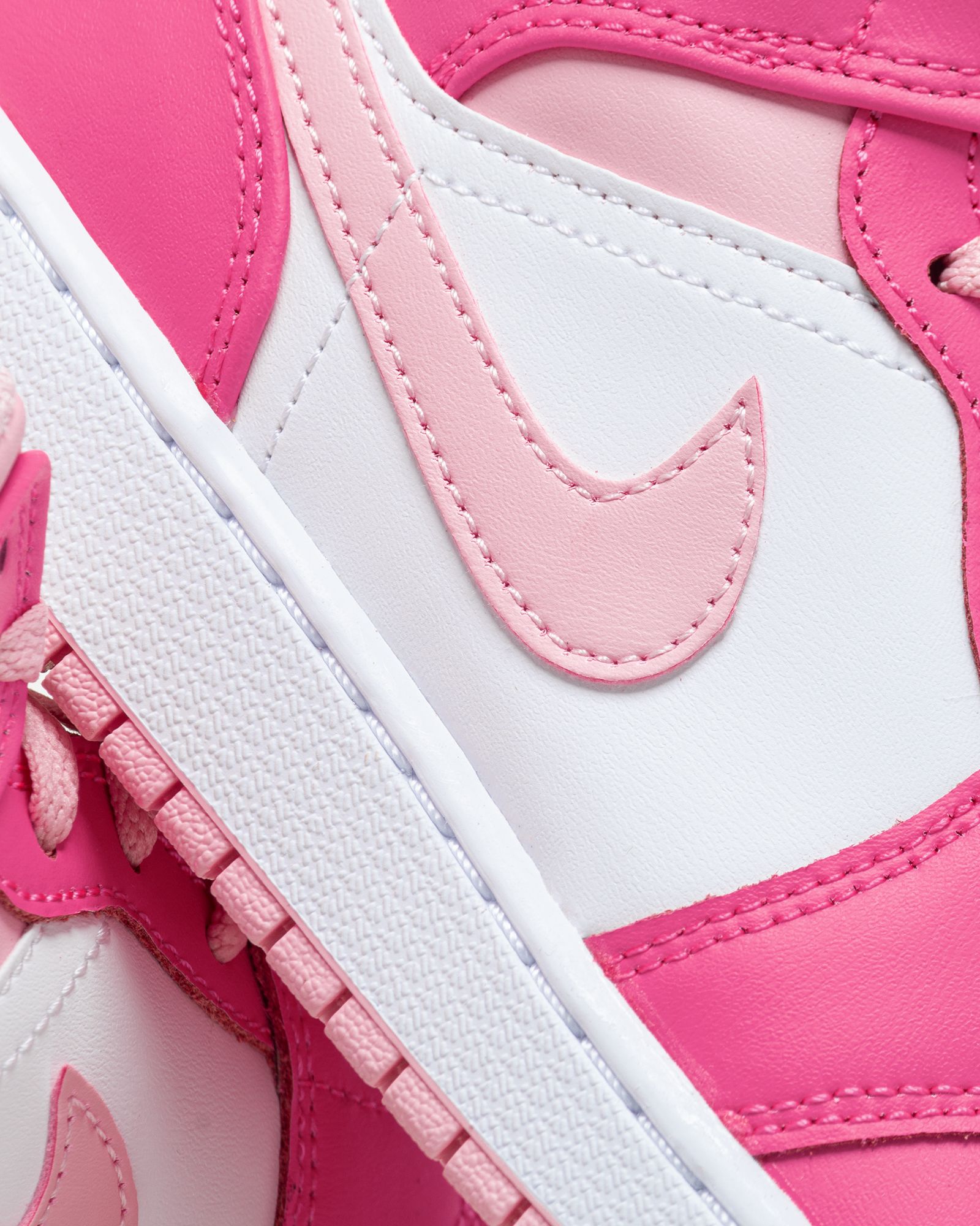 AIR JORDAN 1 MID (GS)