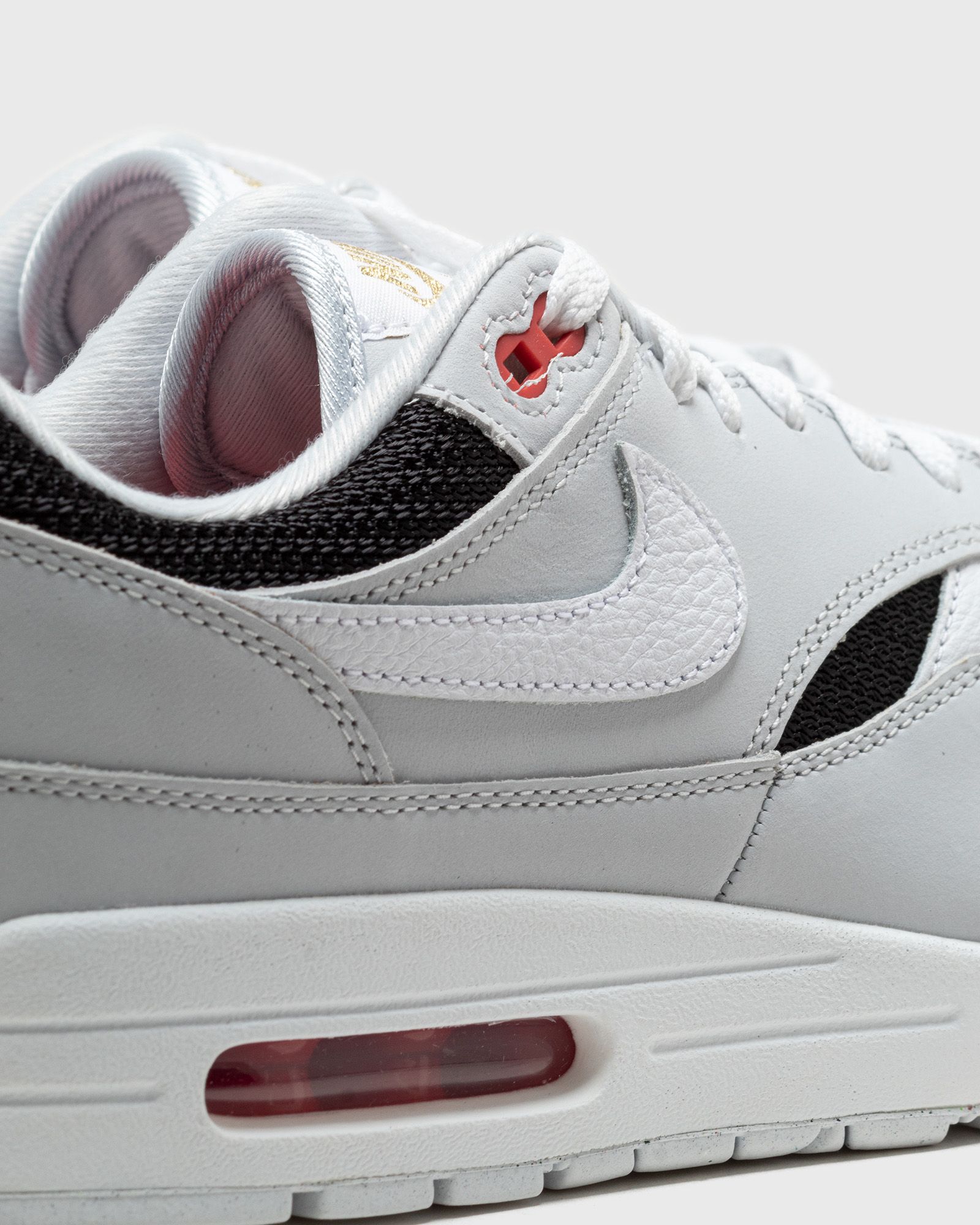 NIKE AIR MAX 1 PRM 'Pure Platinum'