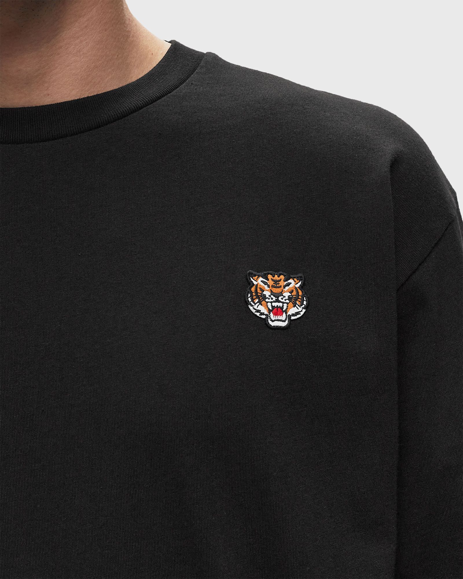 LUCKY TIGER LONGSLEEVE TEE