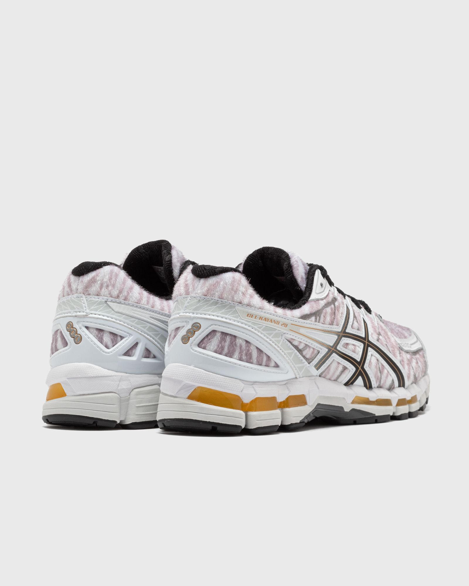 x Asics Gel-Kayano 20
